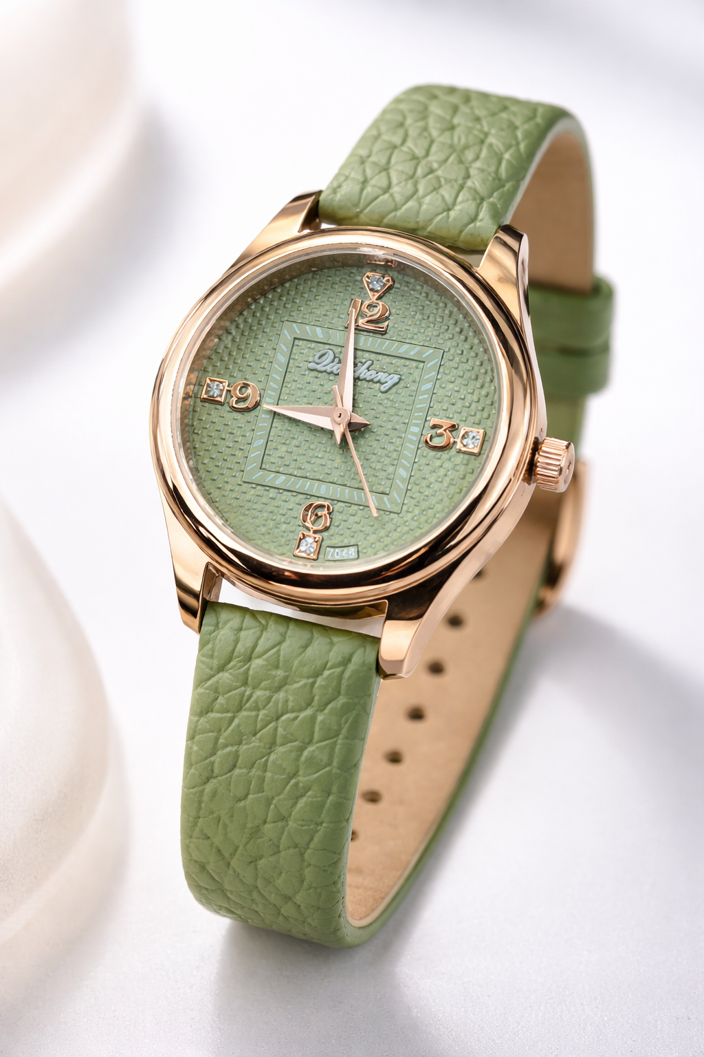 Luxury Women’s Watch LWW 921 green