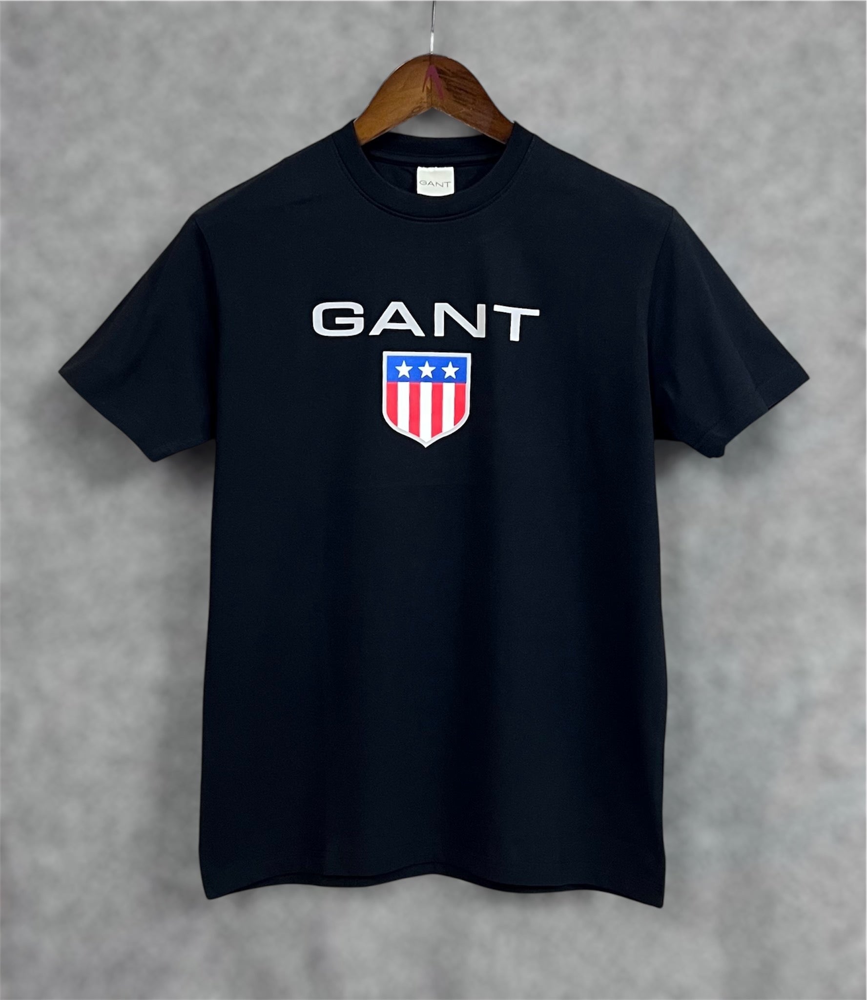 Premium Print Tshirt GNTPT Black .