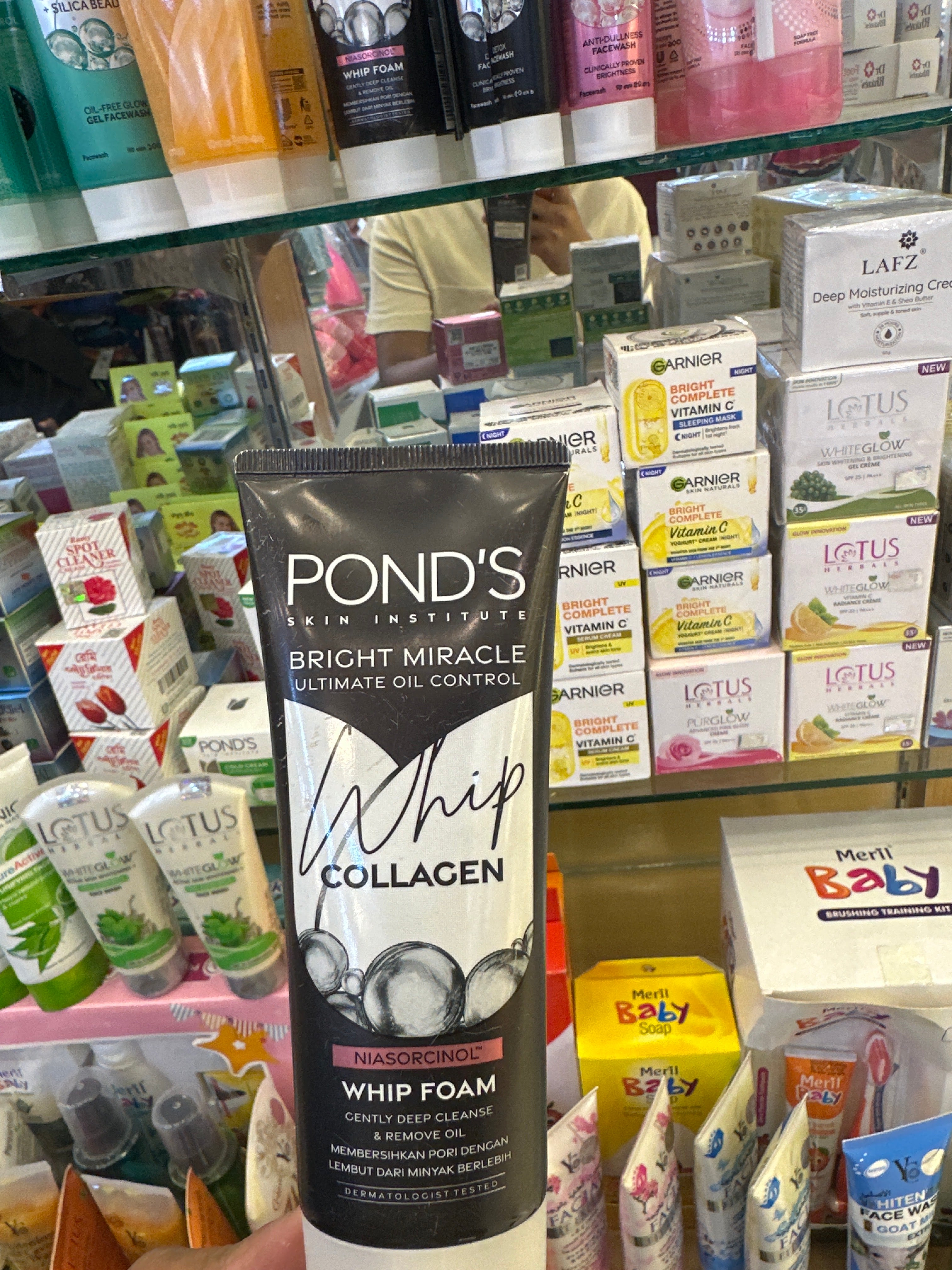 Pond’s Bright Miracle Whip Collagen Whip Foam