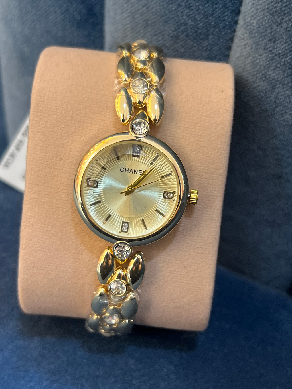 Luxury Women’s Watch AHH930