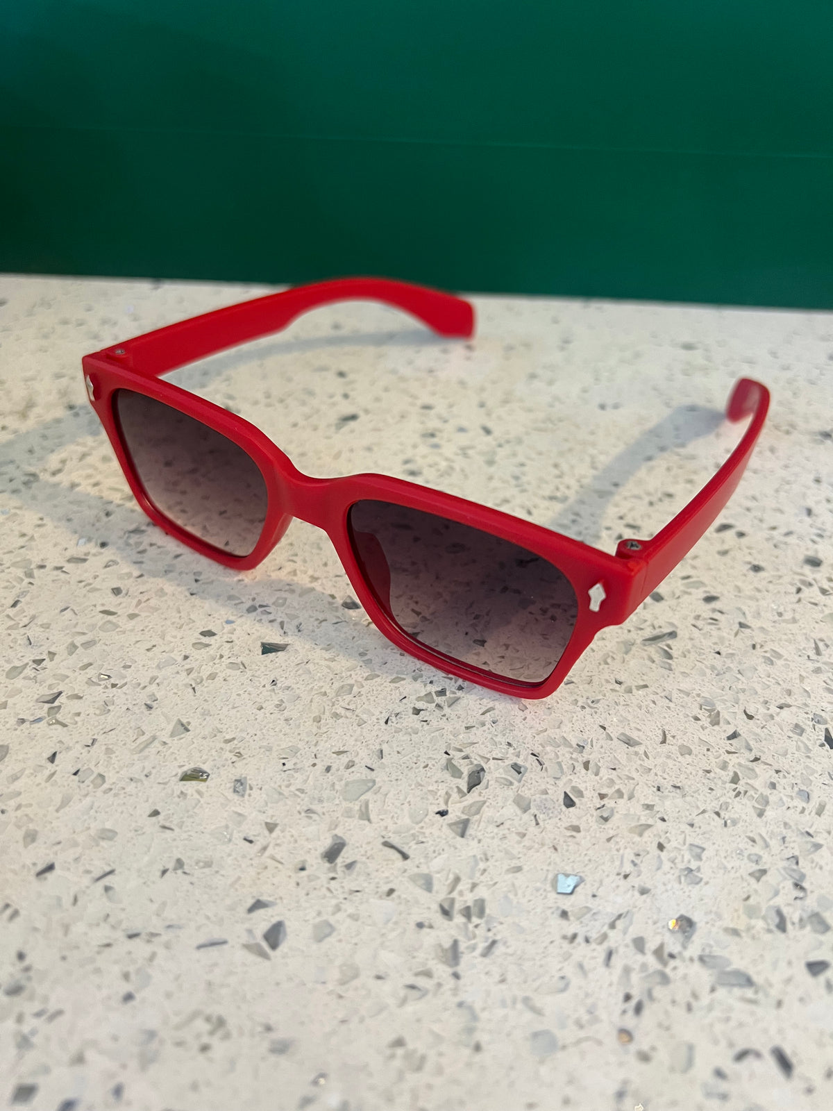 Premium Kids Bold Red Square Sunglasses – SG71