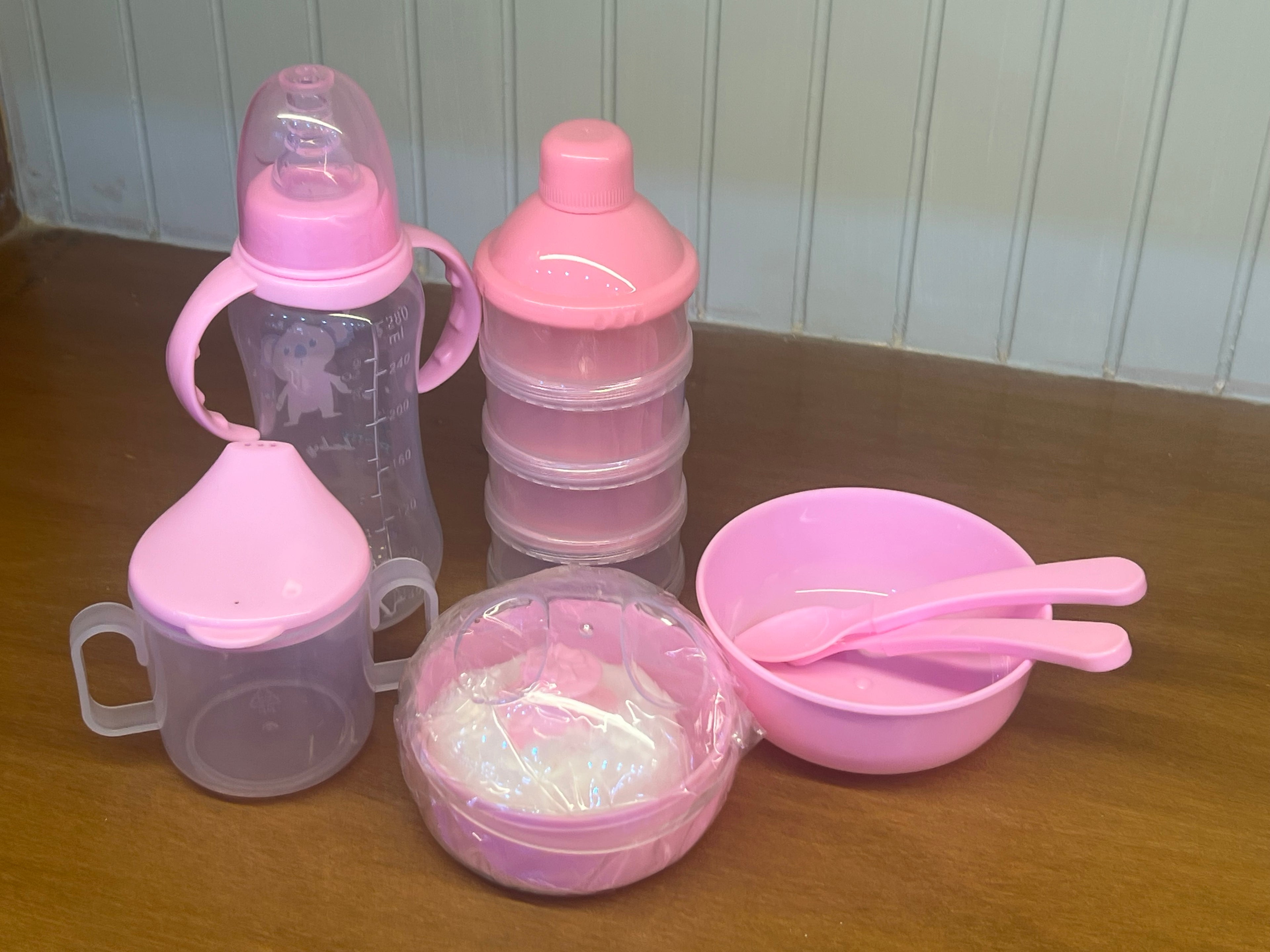 Pretty Baby 8-in-1 Plastic Feeding & Milk Storage Set with Carry Bag
