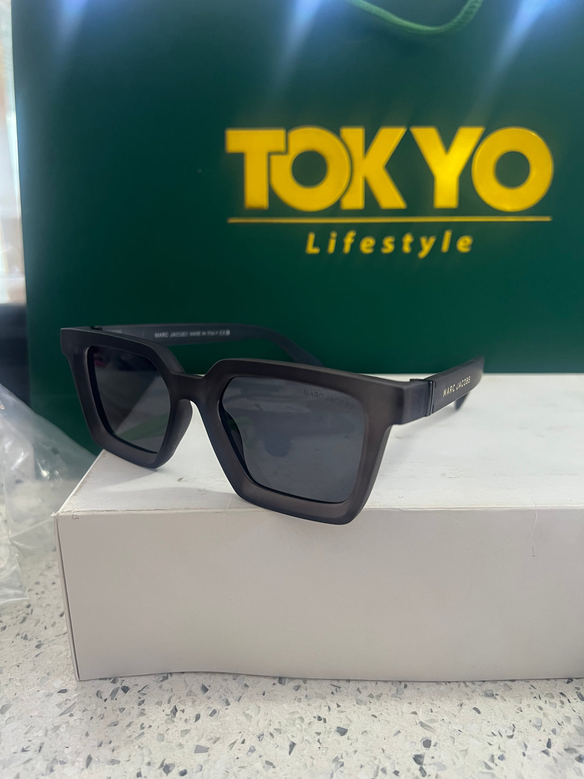 Premium Bold Square Sunglasses – SG113