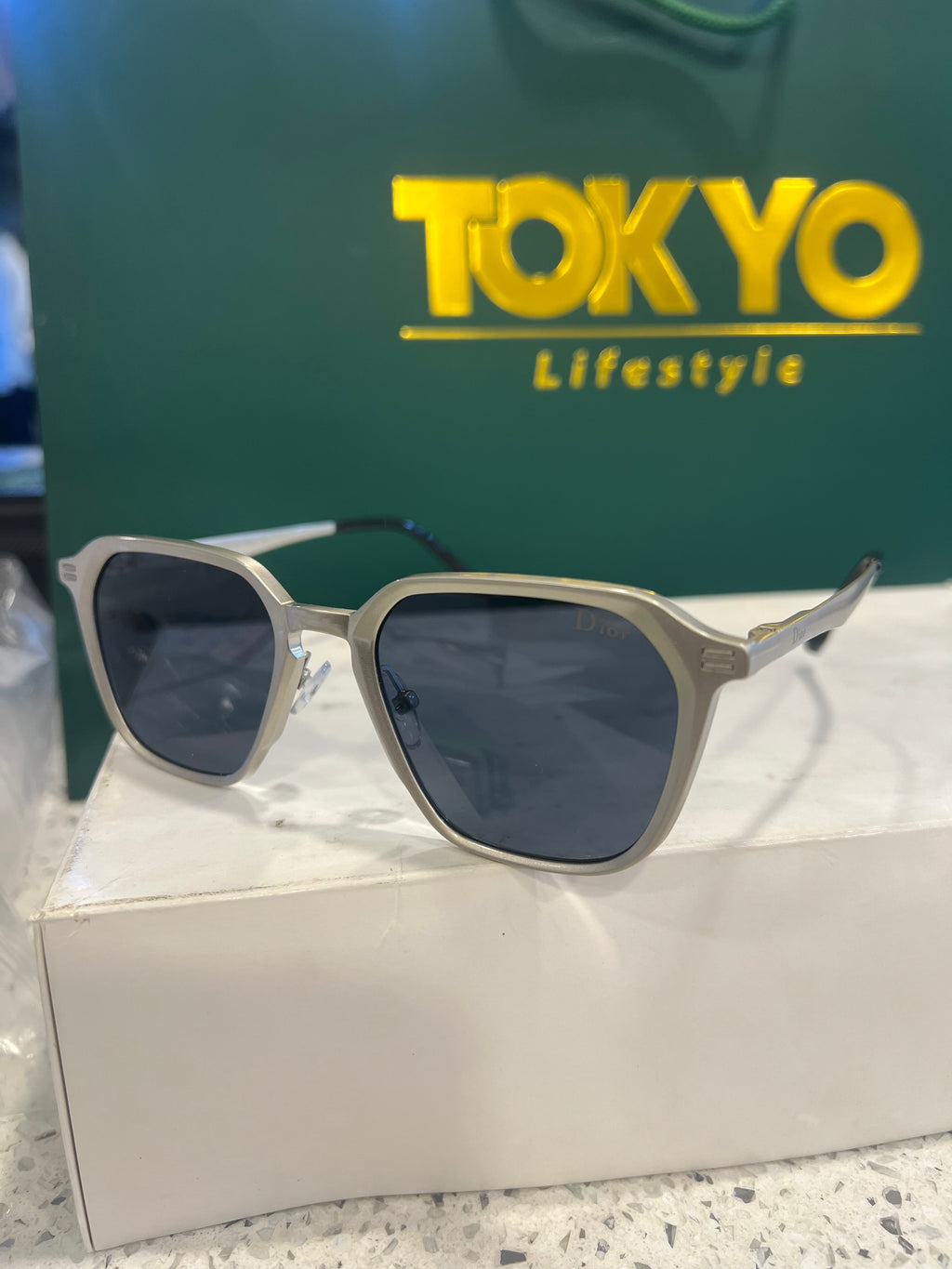 Premium Geometric Square Sunglasses – SG97