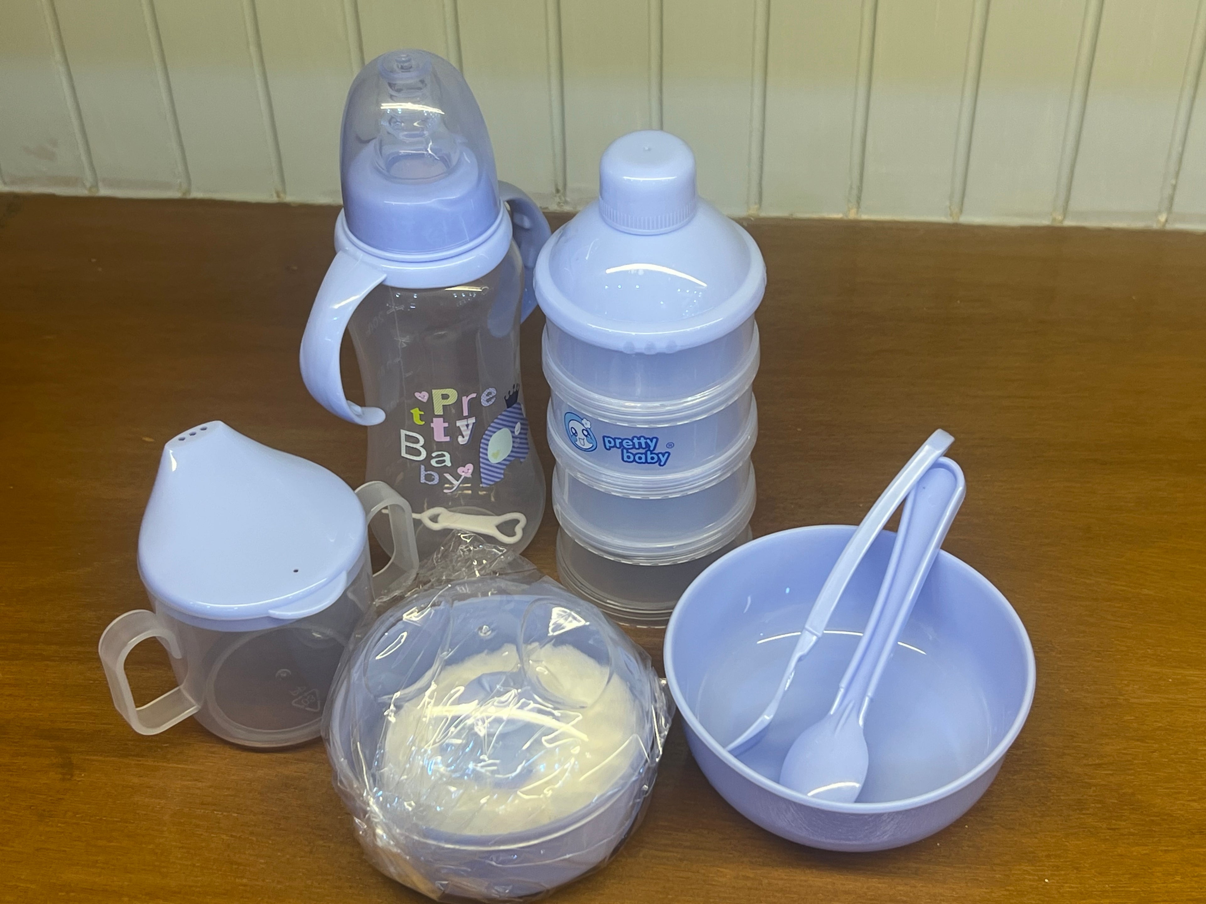Pretty Baby 8-in-1 Plastic Feeding & Milk Storage Set with Carry Bag