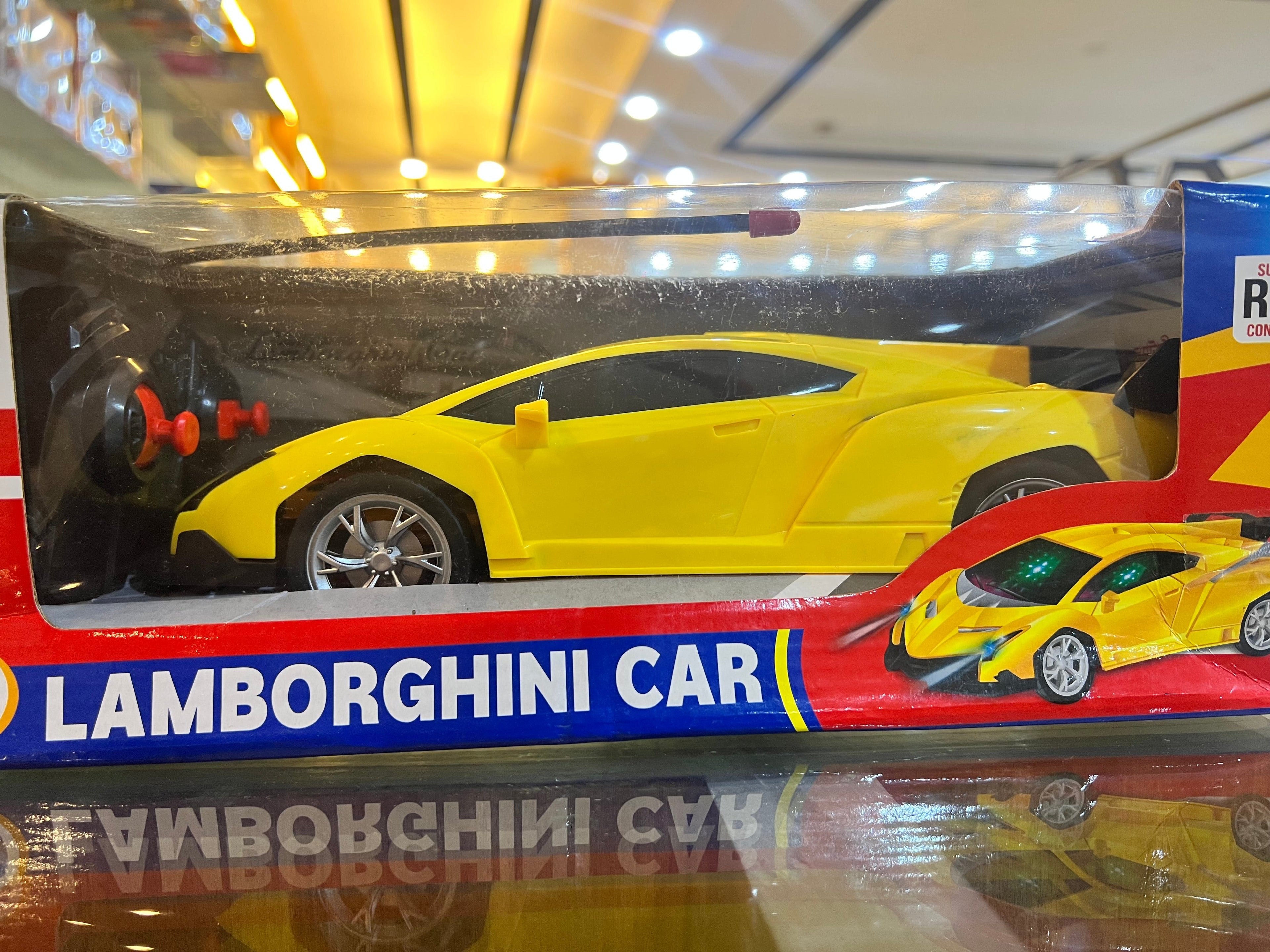 3D Lamborghini RC Car (Rechargeable, 1:24 Scale) - Racing Yellow