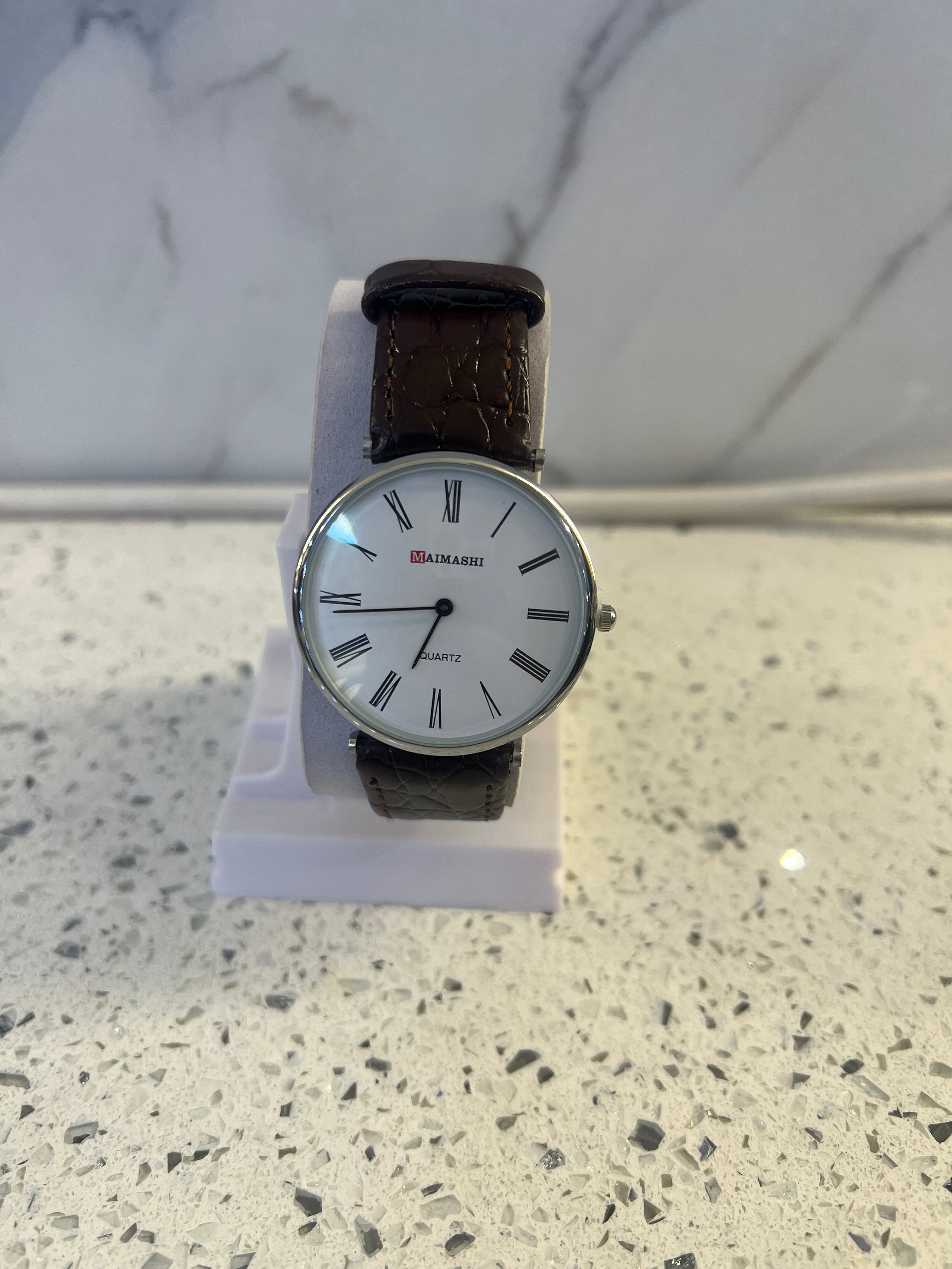 Premium Maimashi Classic Roman Dial Leather Strap Watch – W48