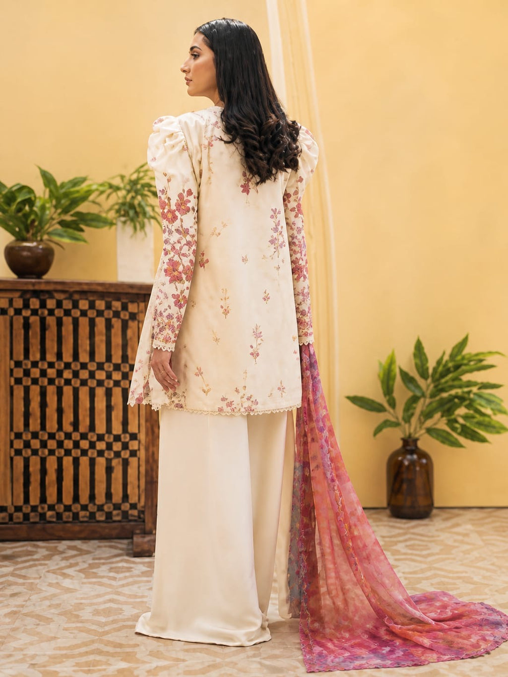 Luxury Digital Printed Lawn Three Piece Set -C264