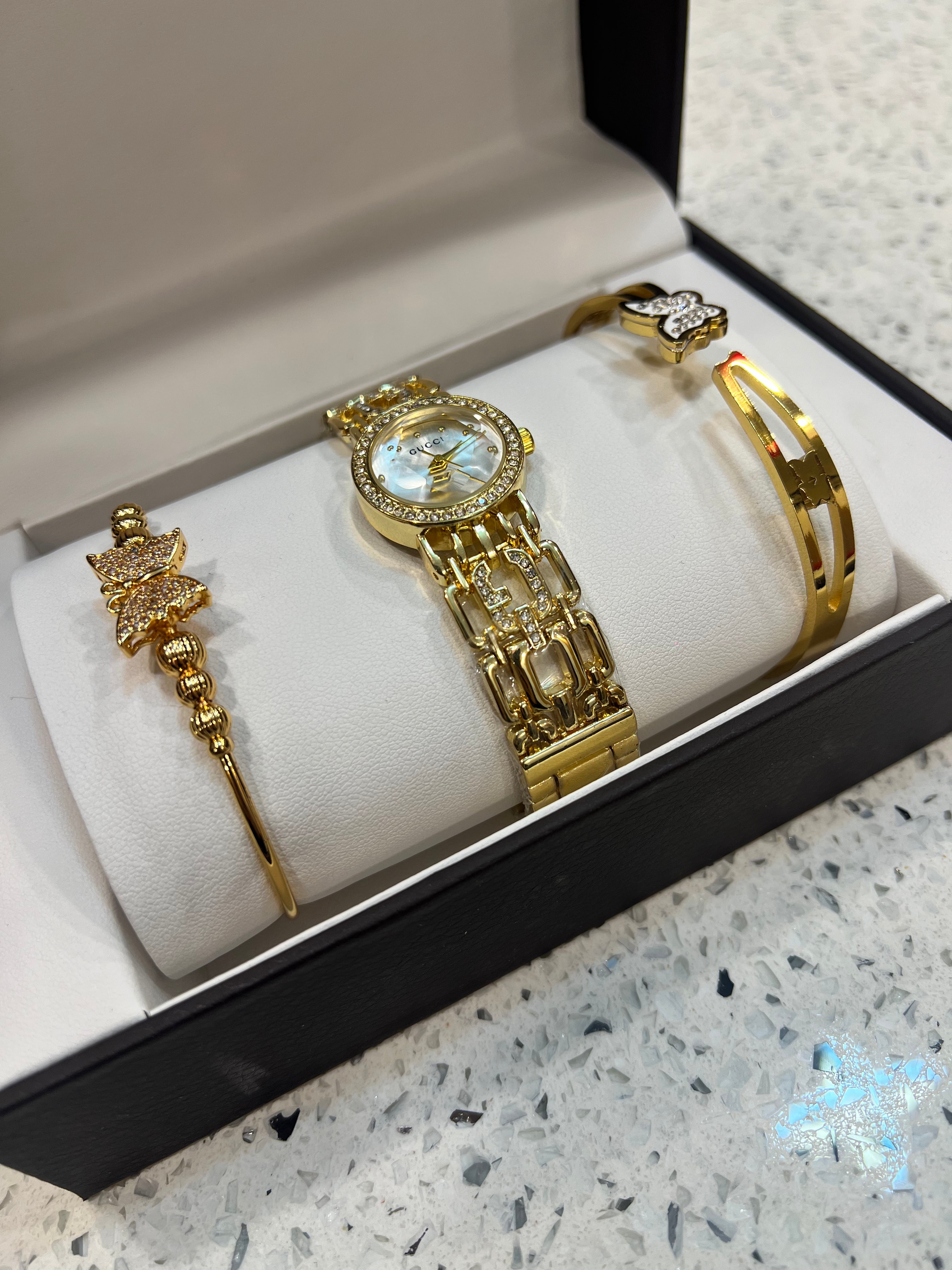 Luxury Gold Crystal Women’s Watch & Bracelet Gift Set BLKH43