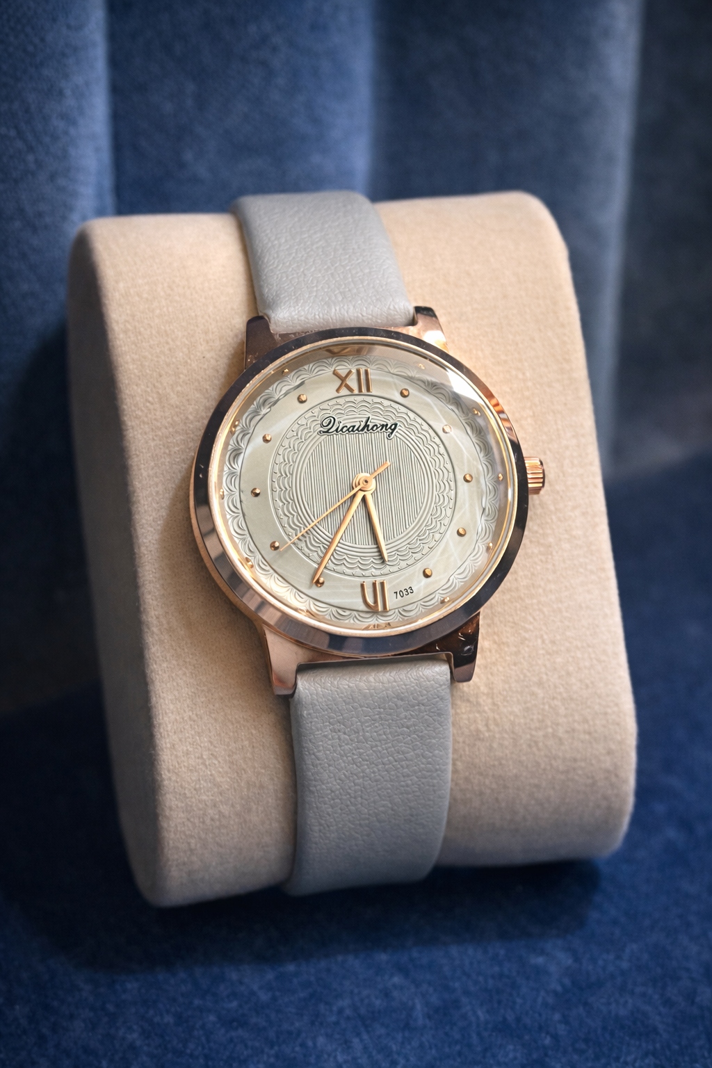 Luxury Women’s Watch LWW 914 off white