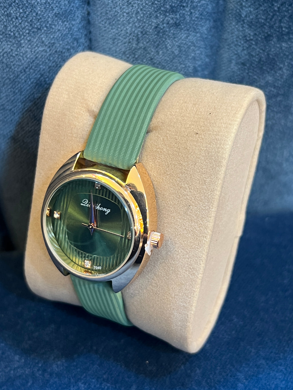 Luxury Women’s Watch LWW 916 green
