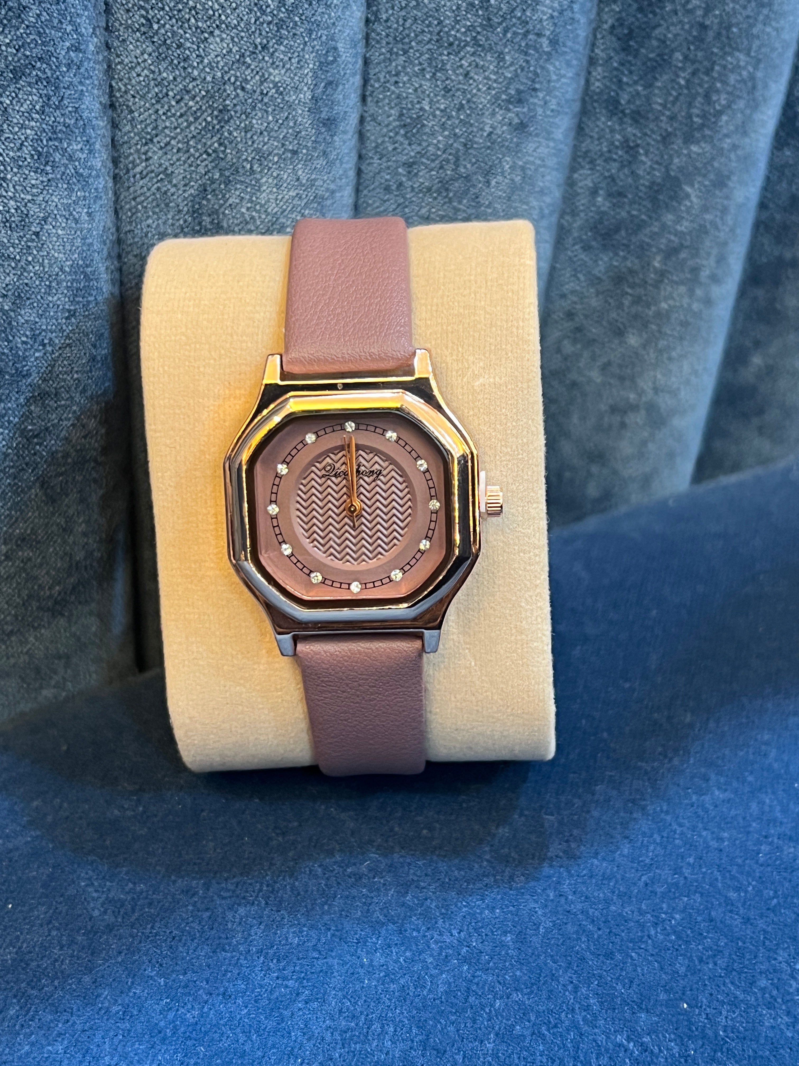 Luxury Women’s Watch LWW 918 ROSE