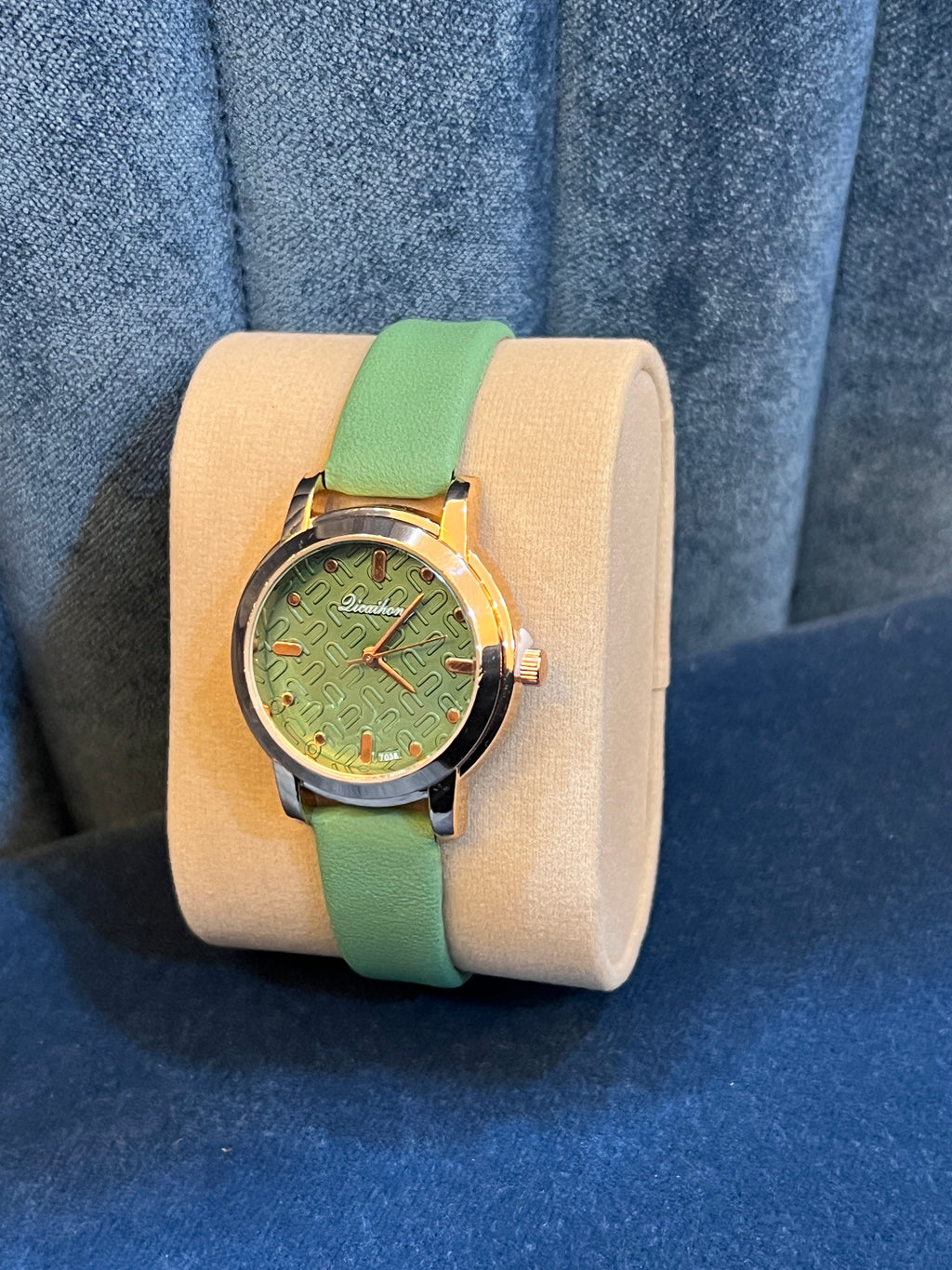 Luxury Women’s Watch LWW 919 green