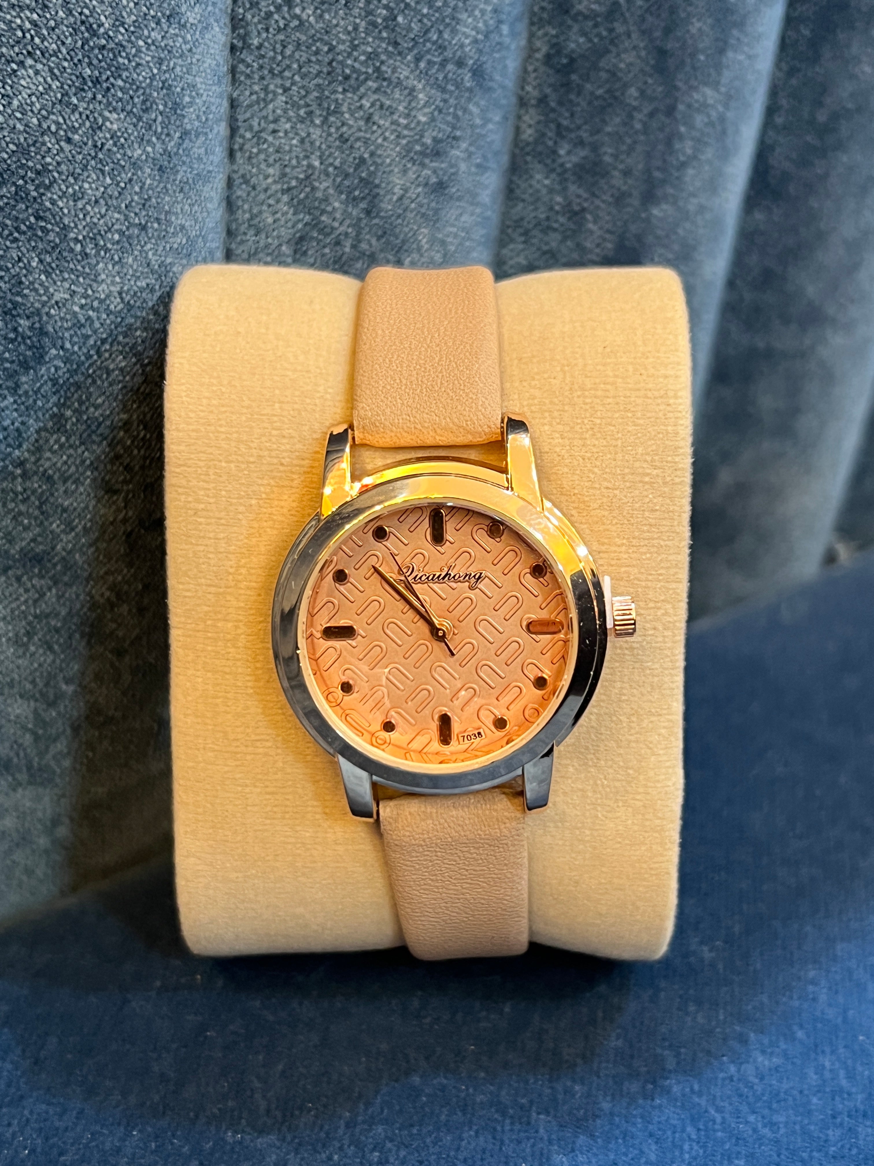 Luxury Women’s Watch LWW 920 PINK