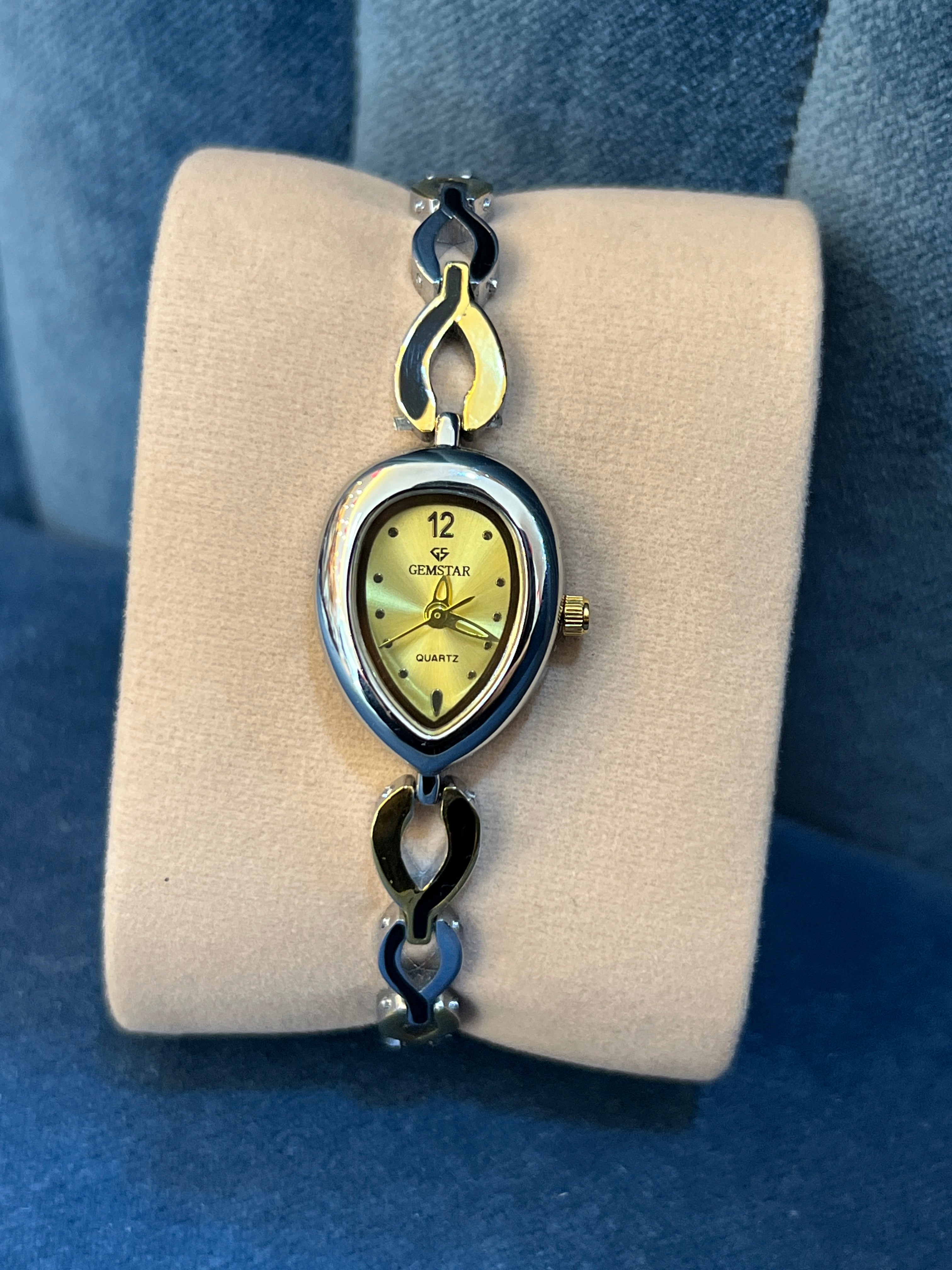 Luxury Women’s Watch KKH924 silver