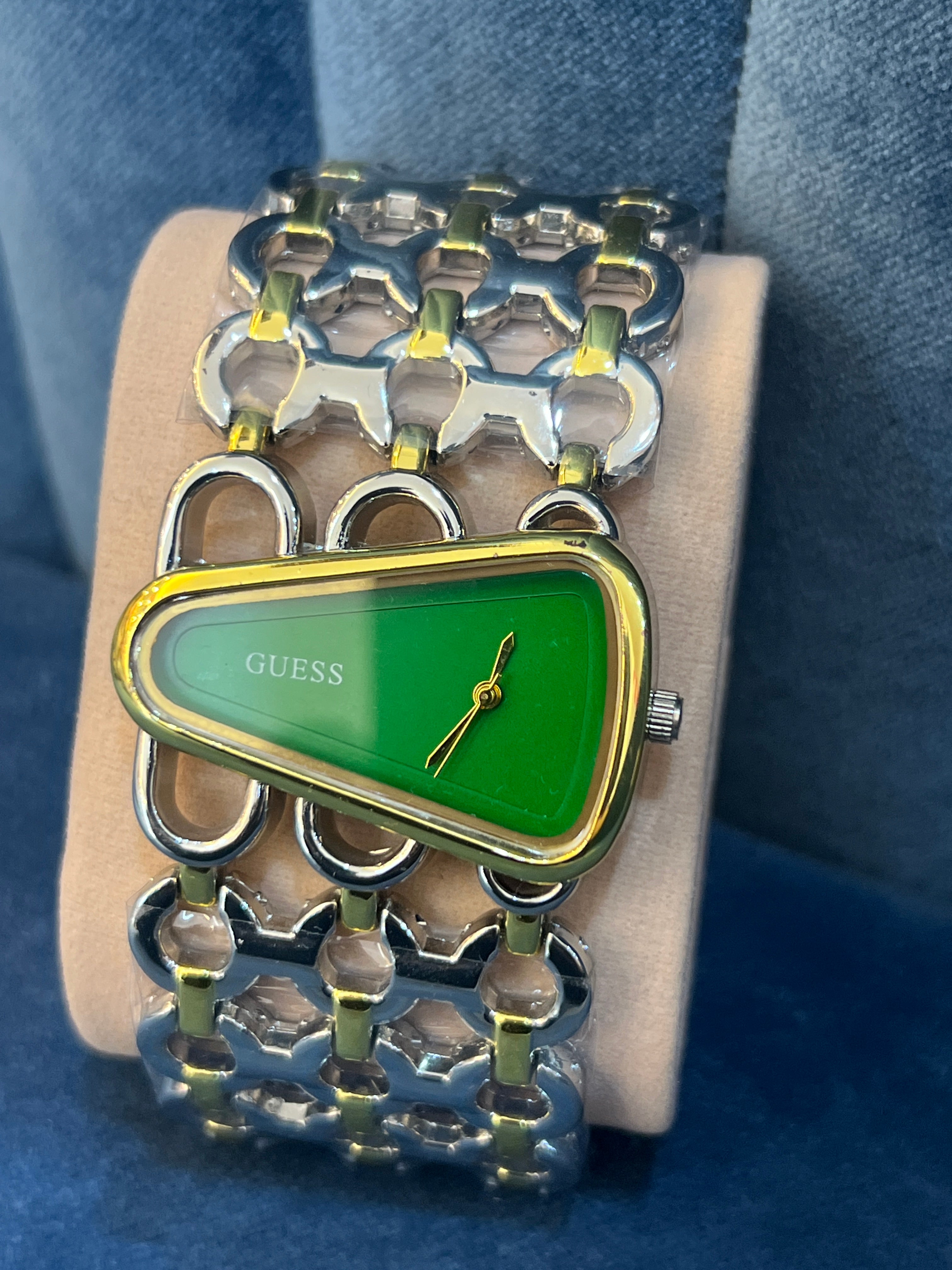 Luxury Women’s Watch BBHK928