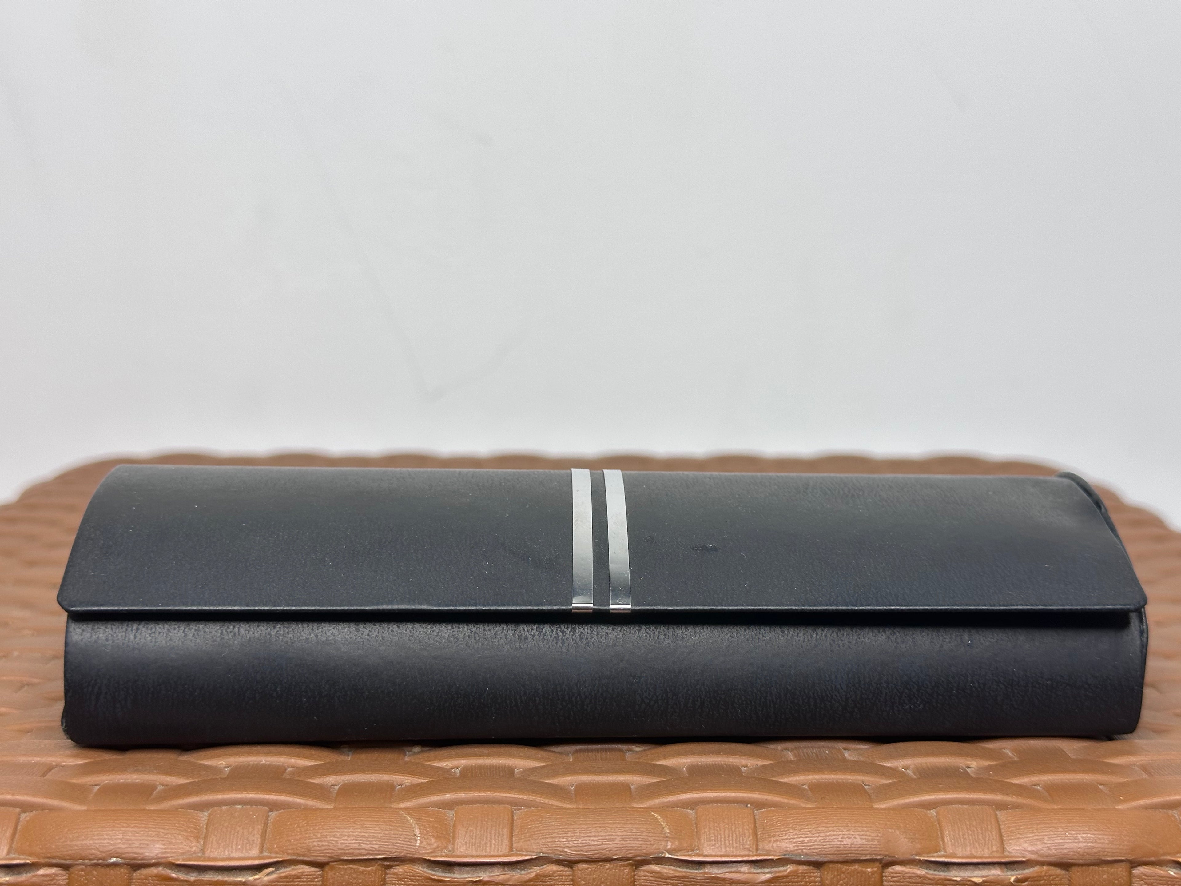 Premium Hard Eyewear Case With Metallic Stipe