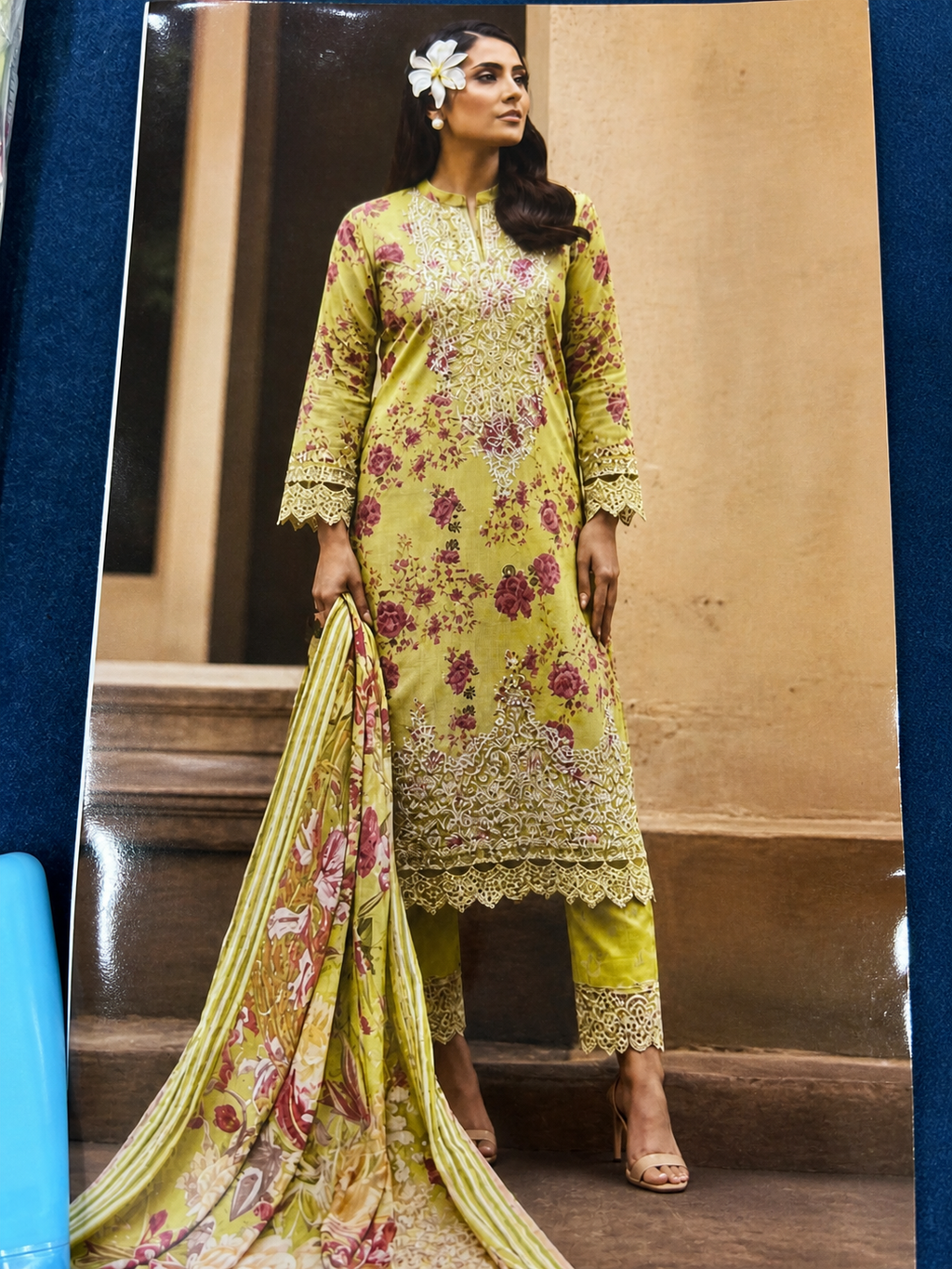Luxury Digital Printed Lawn Three Piece Set -C267