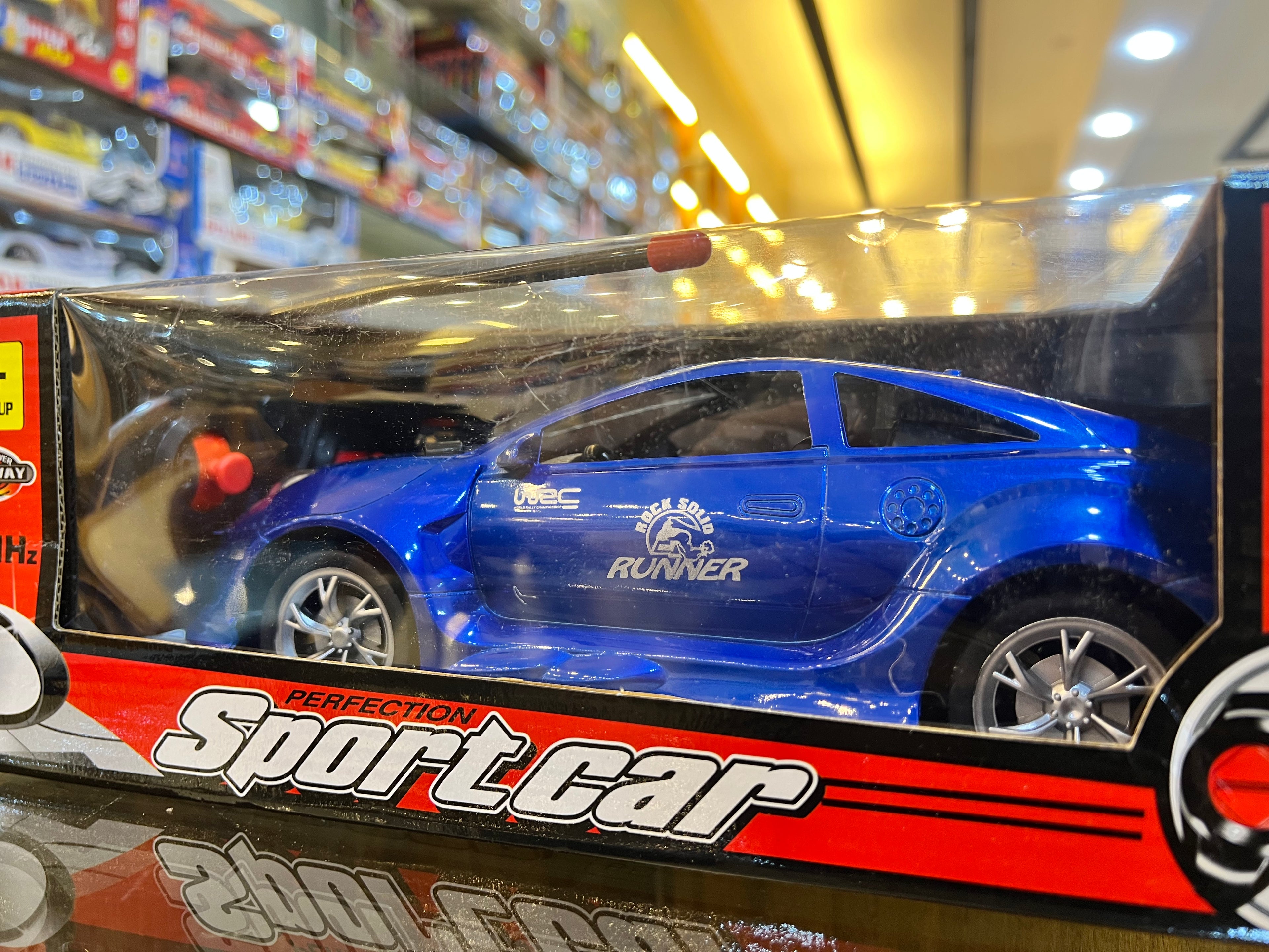Perfection Sport Car RC Toy – 1:16 Scale Remote Control Racing Car