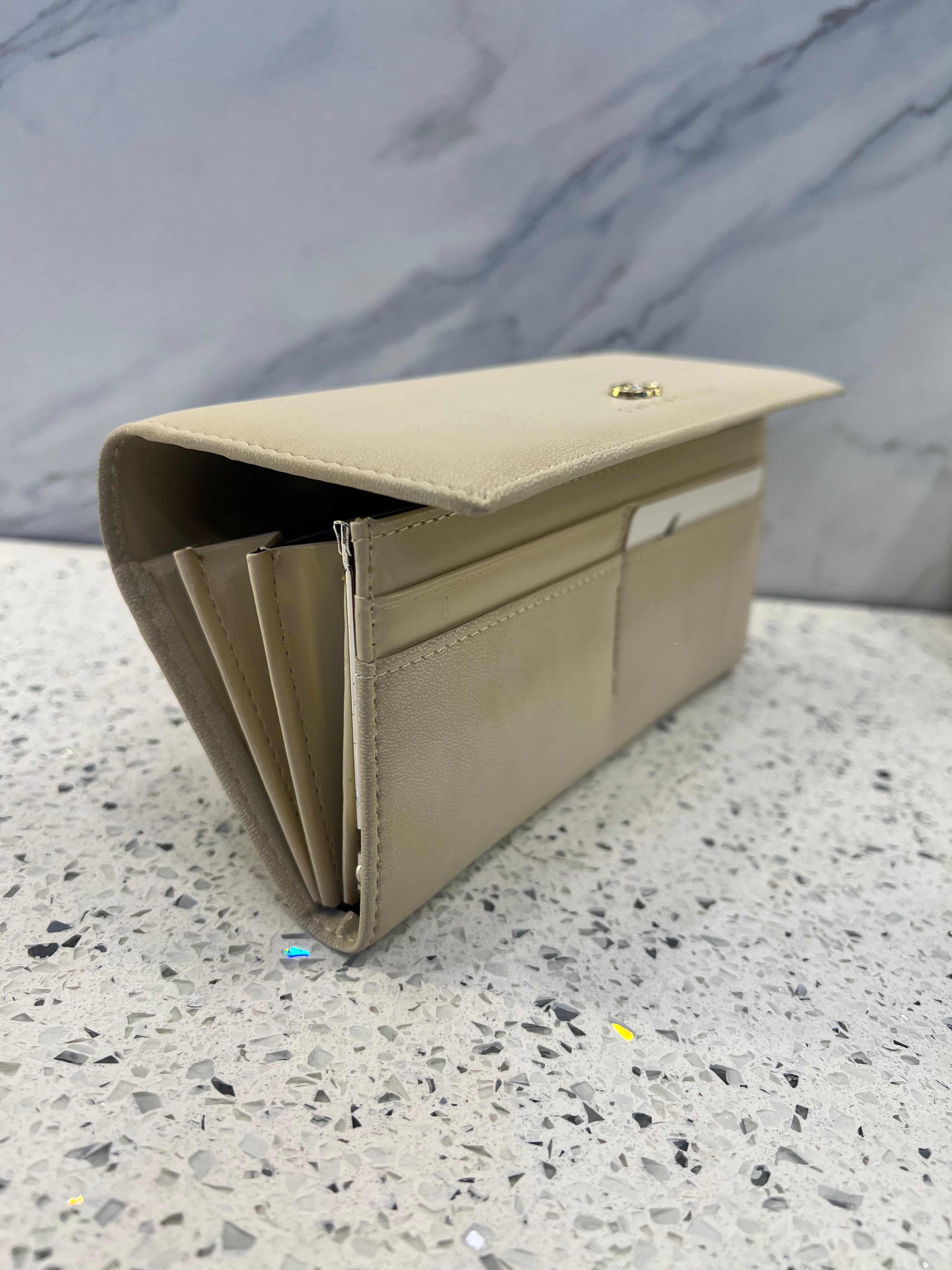 Emerald Charm Wallet-LB04