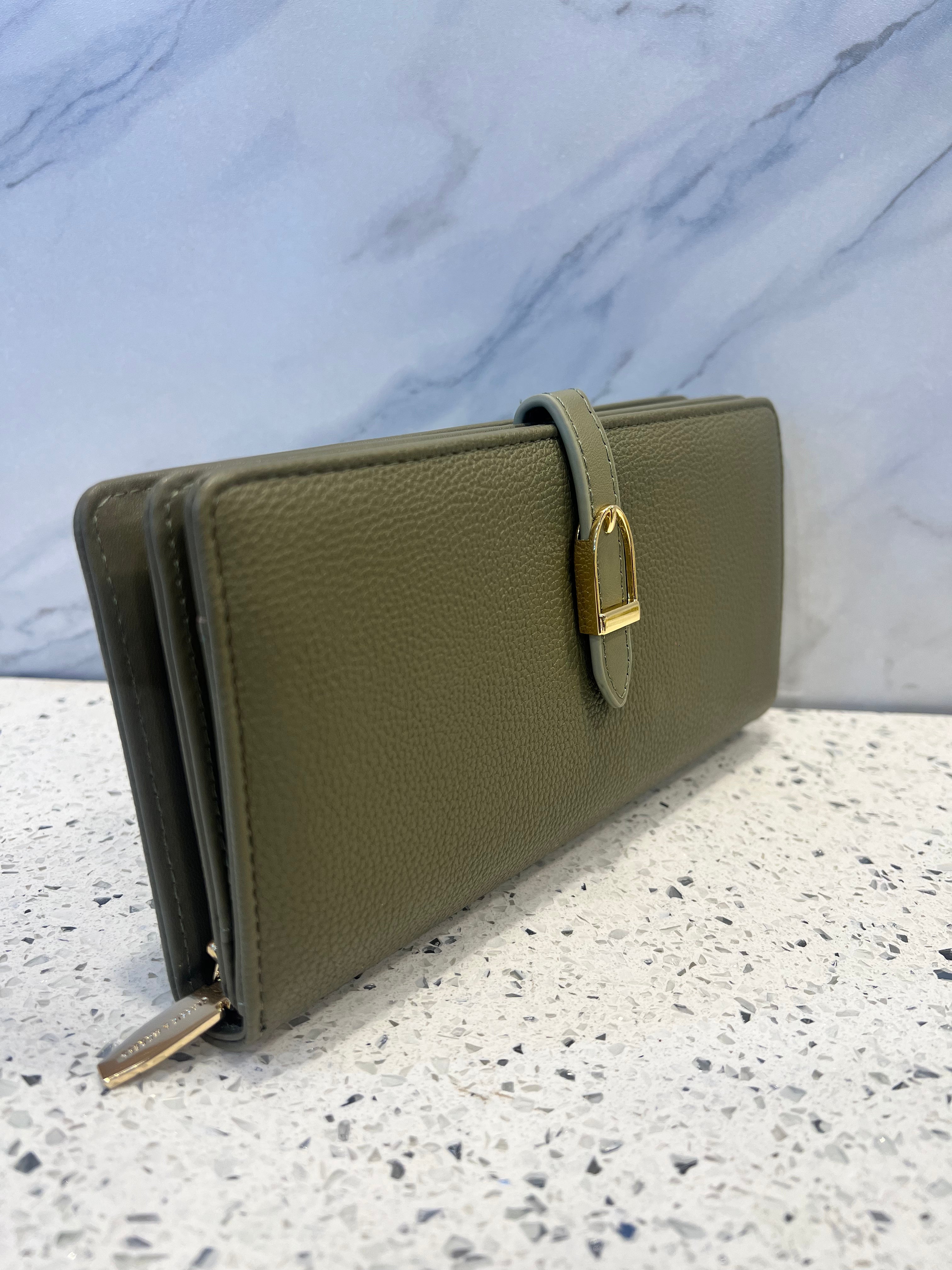 Signature Flap Wallet-LB11