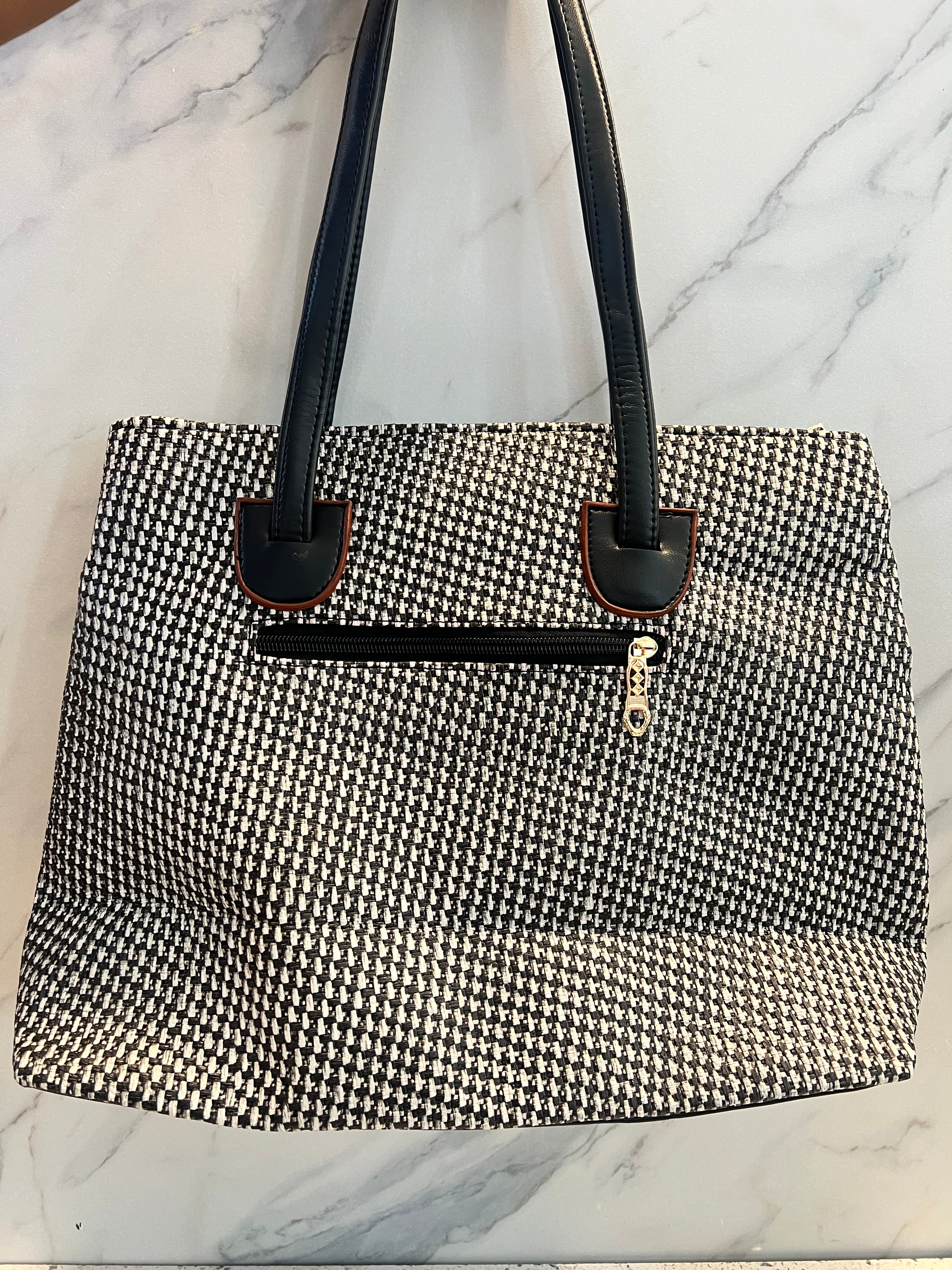 Signature Woven Tote-LB19