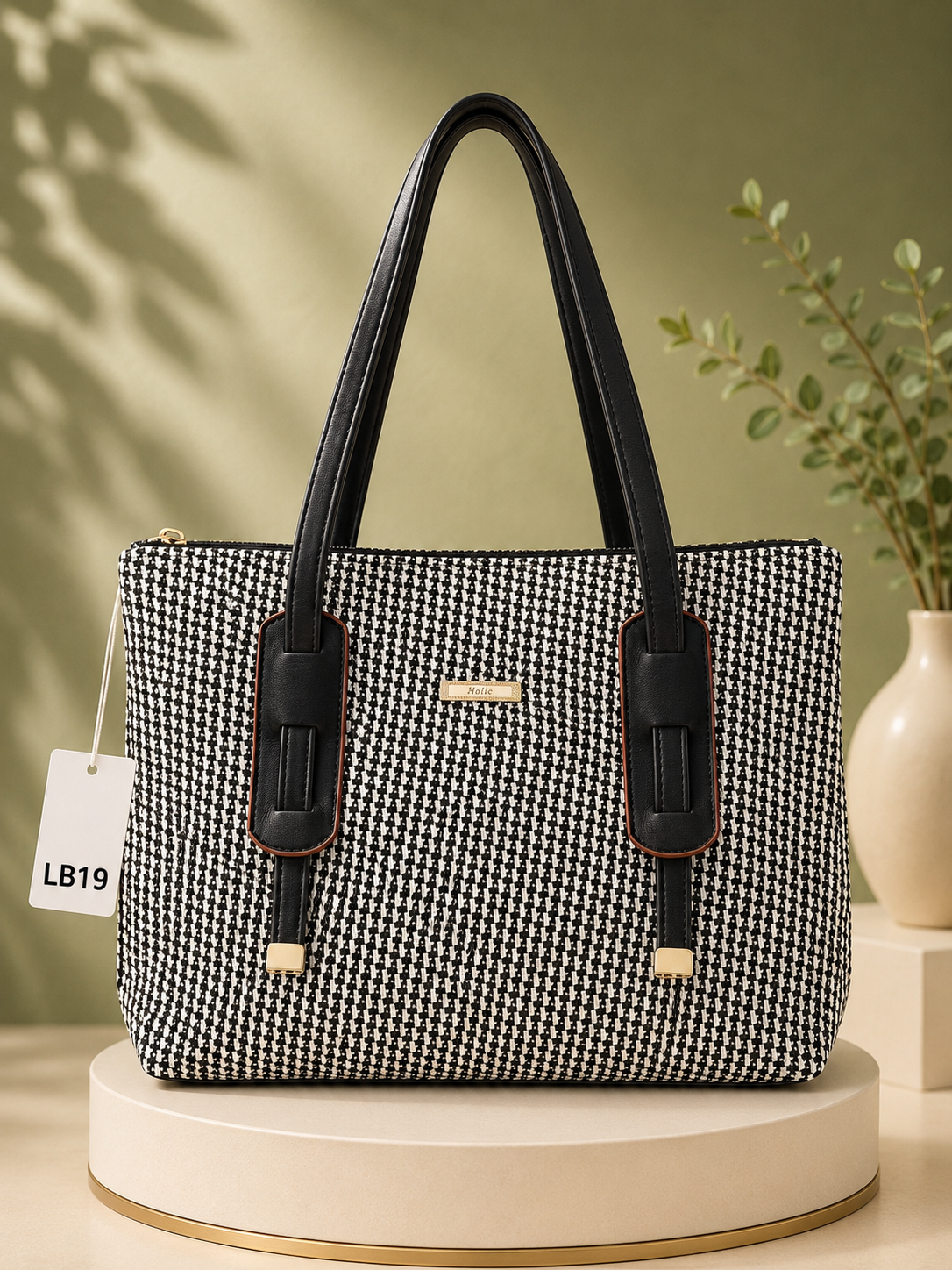 Signature Woven Tote-LB19