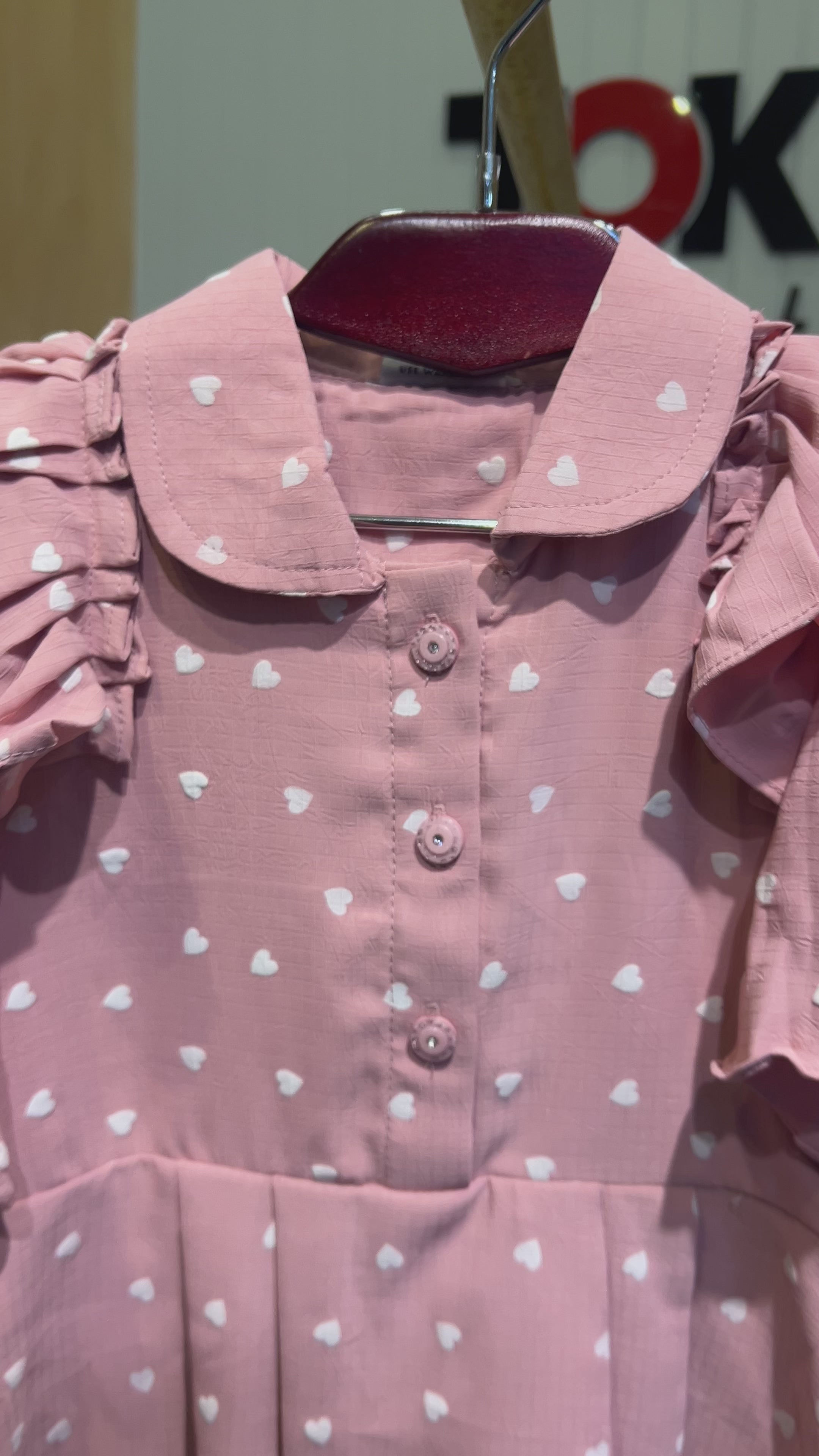 Baby Girls Heart Print Top & Floral Bottom 2-Piece Set..151.