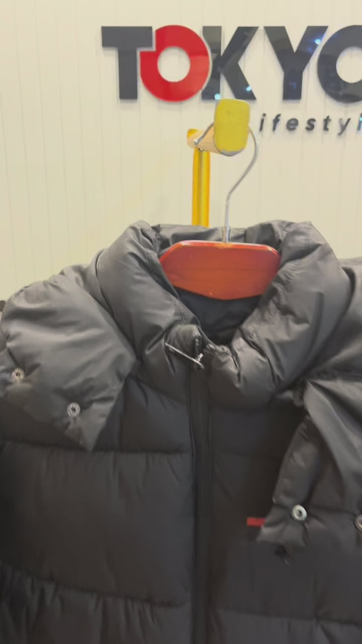 Mens Hooded Puffer Jacket with Zip Pockets Black A102