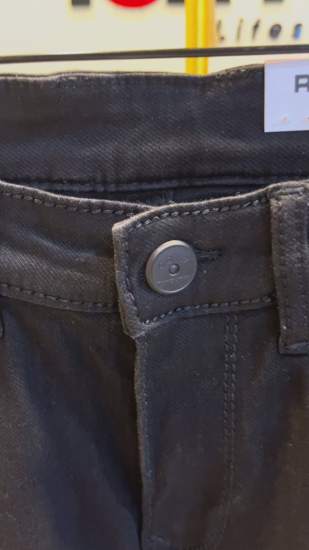 Black 5 Pocket Mid-Rise Slim Straight Fit Stretch Jeans RJ6309