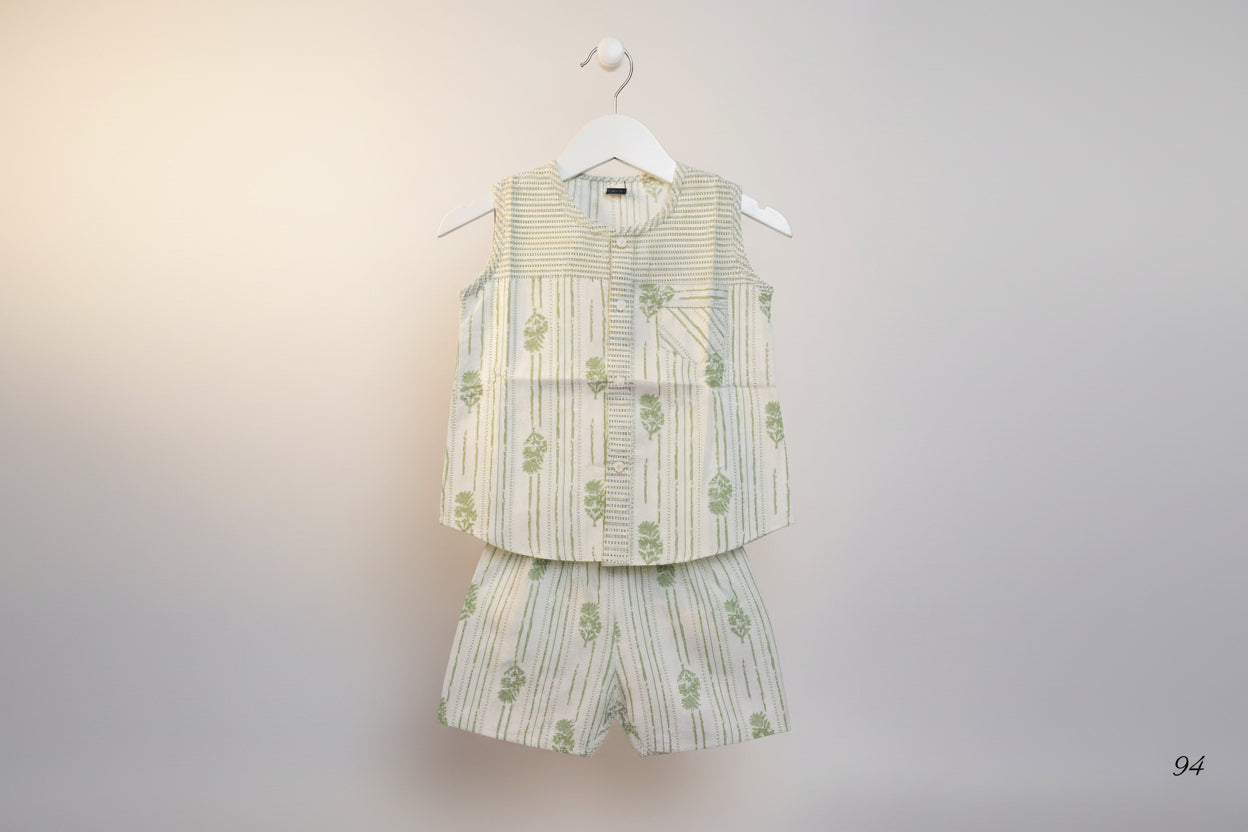 Kids Sleeveless Printed Kurta Set with Elastic Waist Pajama 94