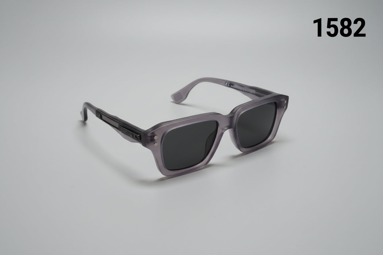 Classic Matte Square Frame Sunglasses 1582
