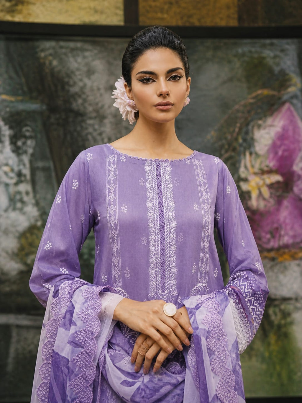 Luxury Digital Printed Lawn Three Piece Set-C252