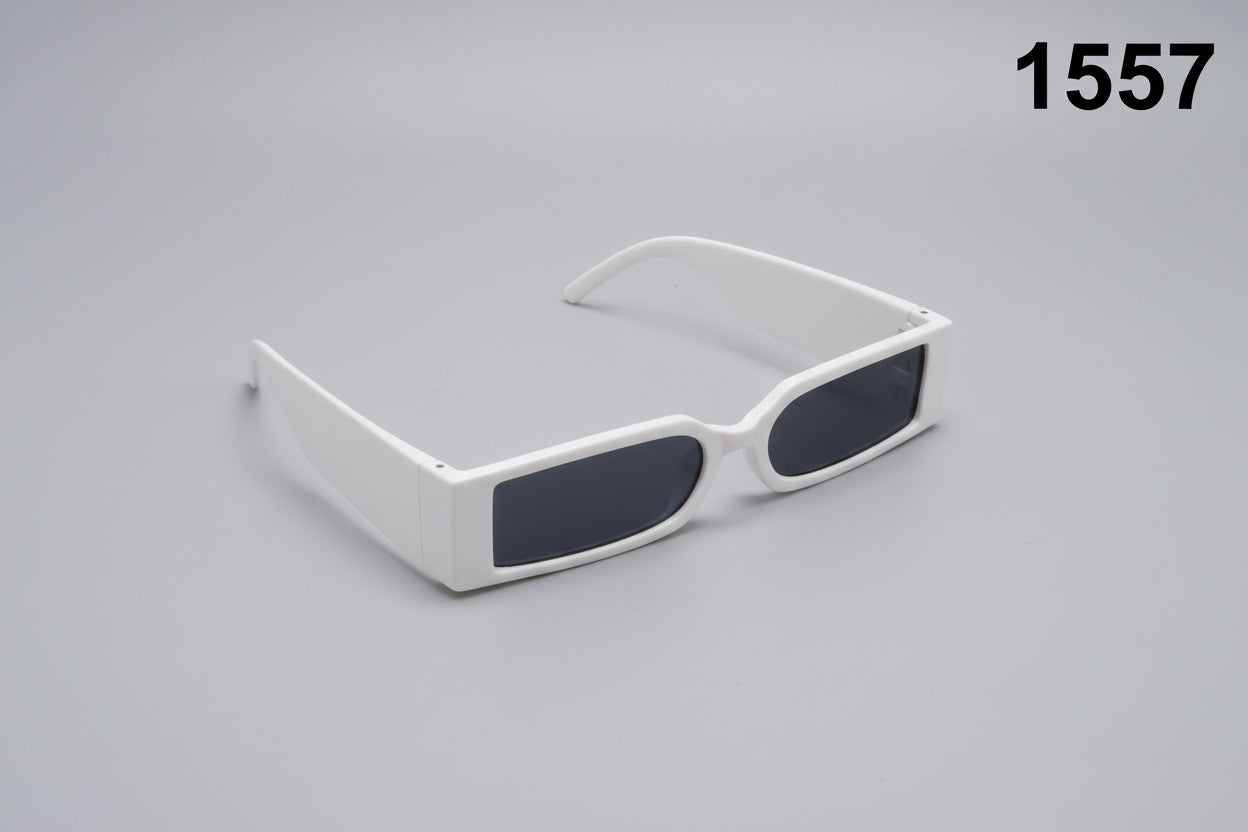 Classic Black Wayfarer UV Protection Sunglasses 1557