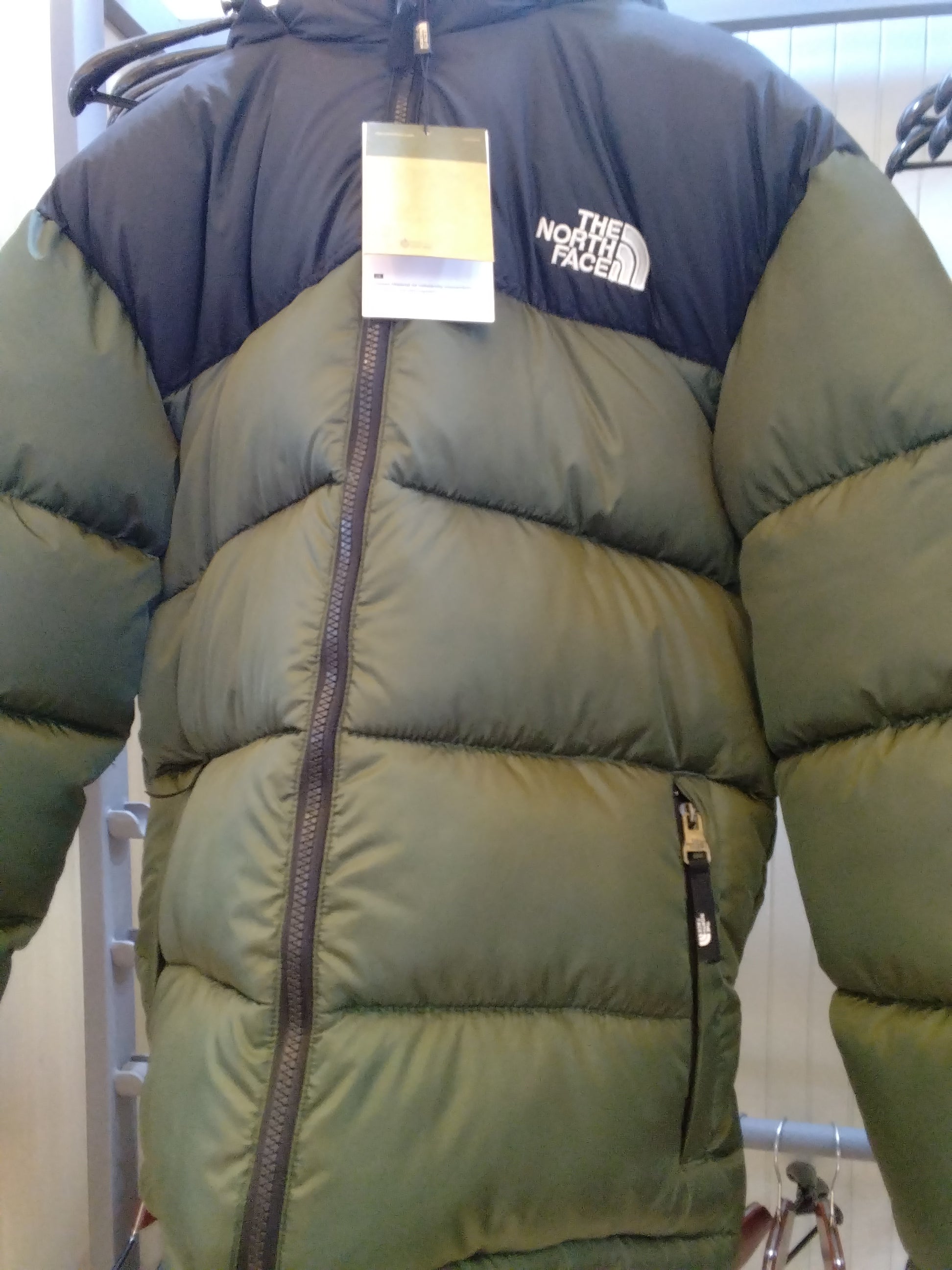 Men’s Premium Hooded Puffer Jacket