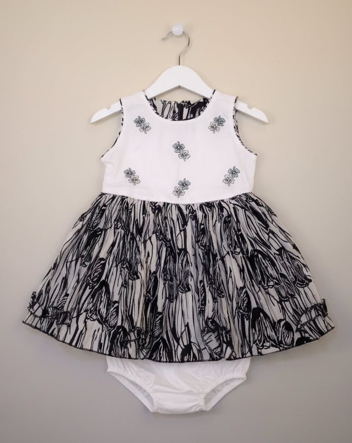 Girls Floral Embroidered Sleeveless Dress with Printed Skirt & Inner.205.