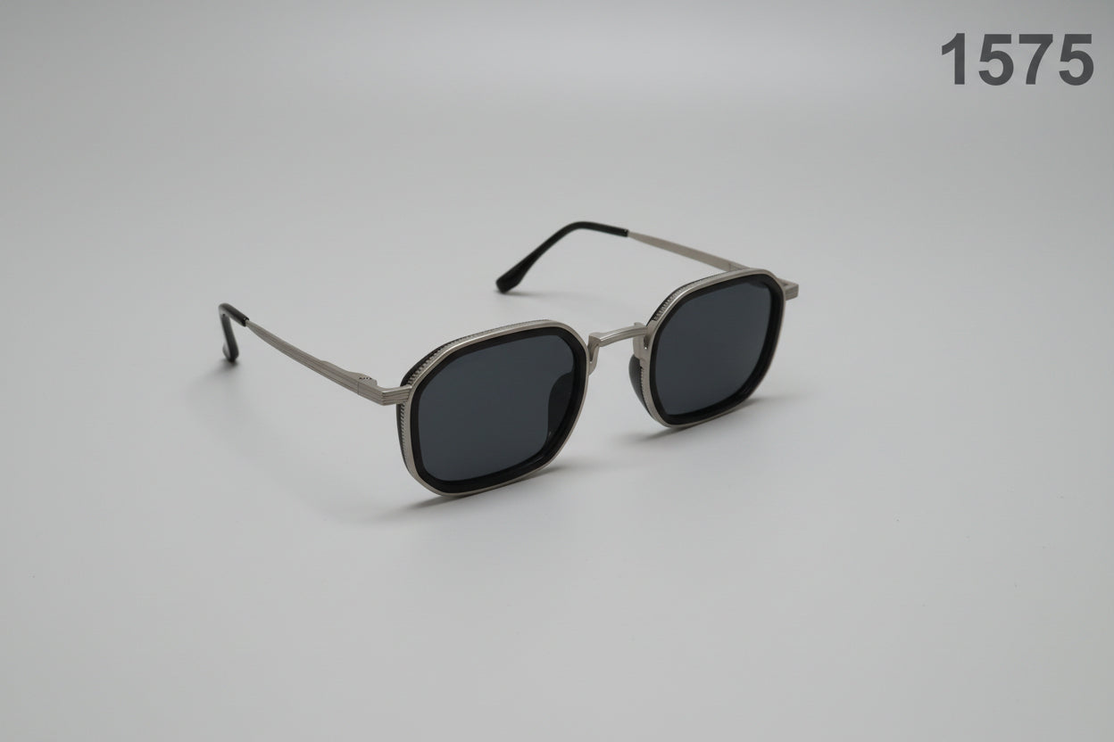 Classic Matte Square Frame Sunglasses 1575