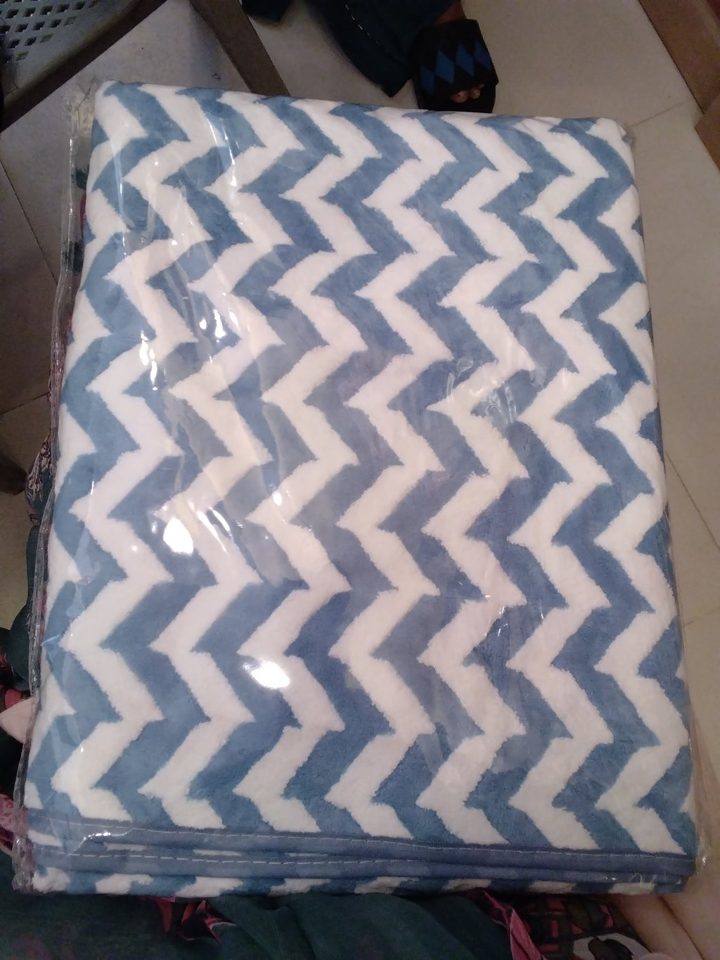 Chevron Pattern Plush Fleece Blanket 097