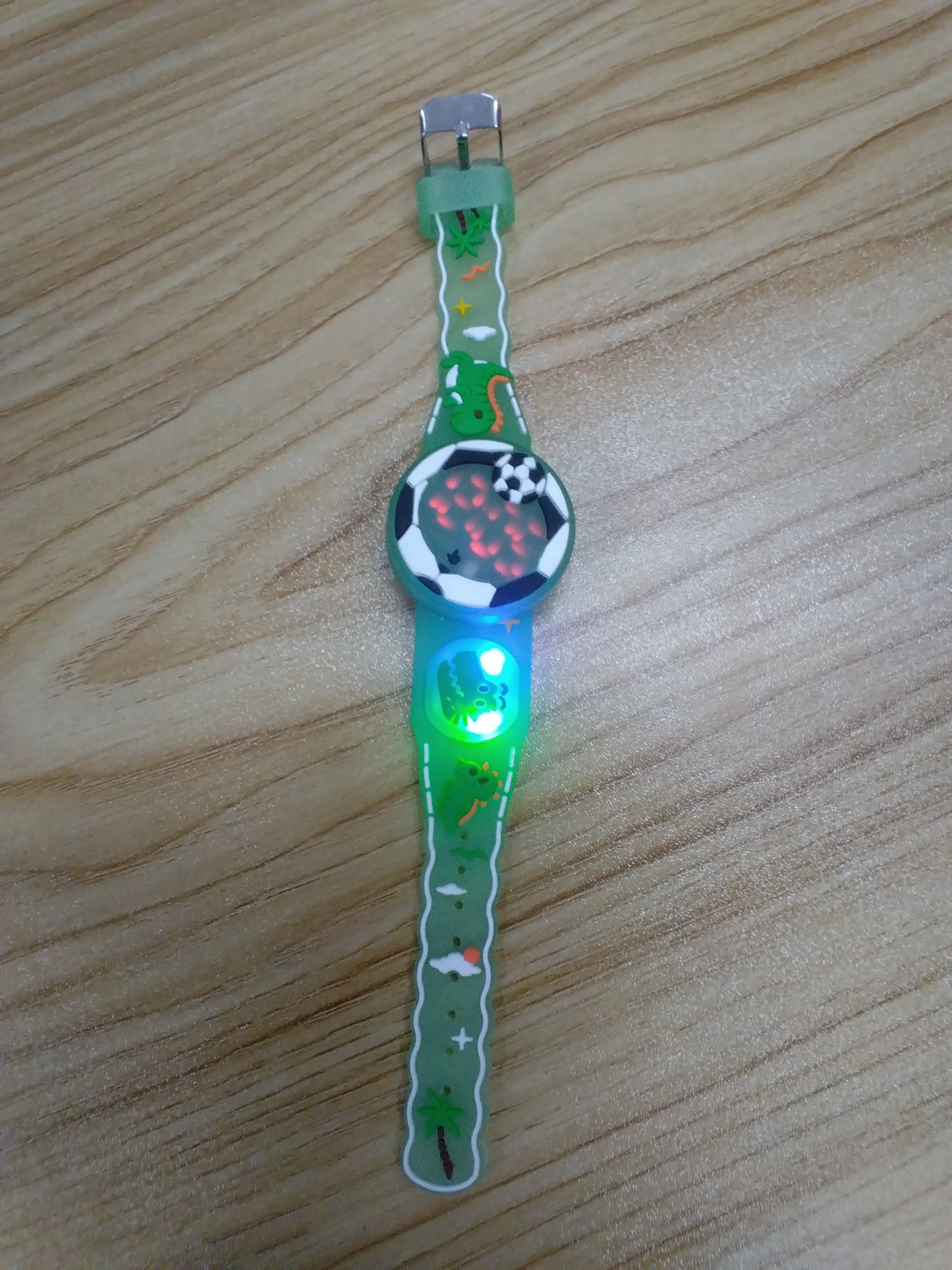 KW21 Kids Cartoon Silicone Strap Watch