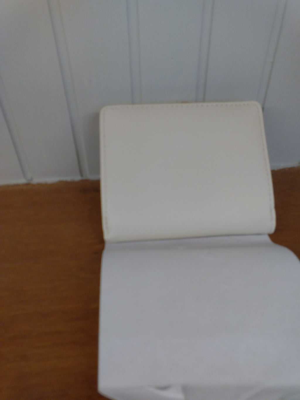 Classic White Mini Wallet for Women