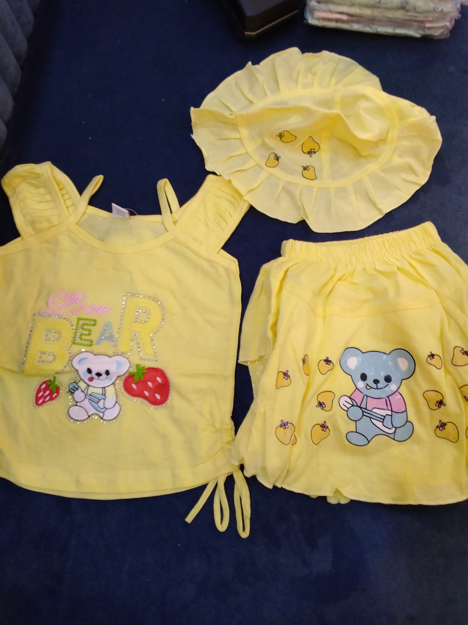 Girls Cute Bear Top, Skirt & Hat 3-Piece Set 142