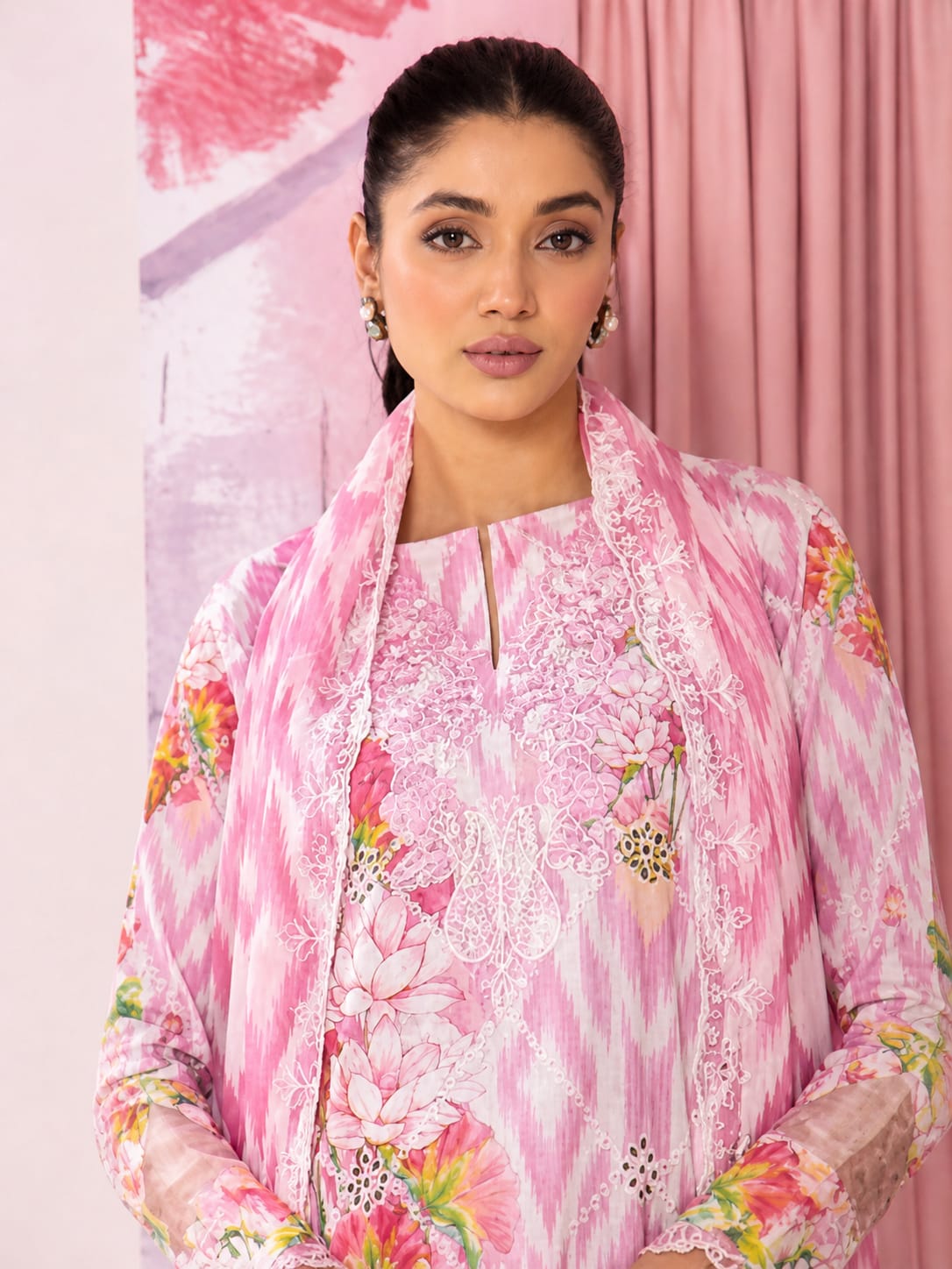 Luxury Digital Printed Lawn Three Piece Set-C249